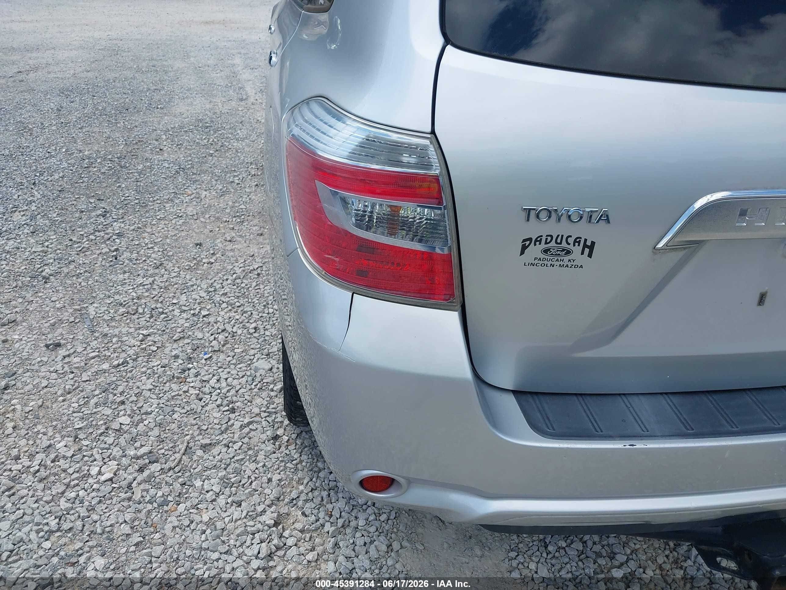 2009 Toyota Highlander Hybrid Silver vin: JTEEW41A192029930