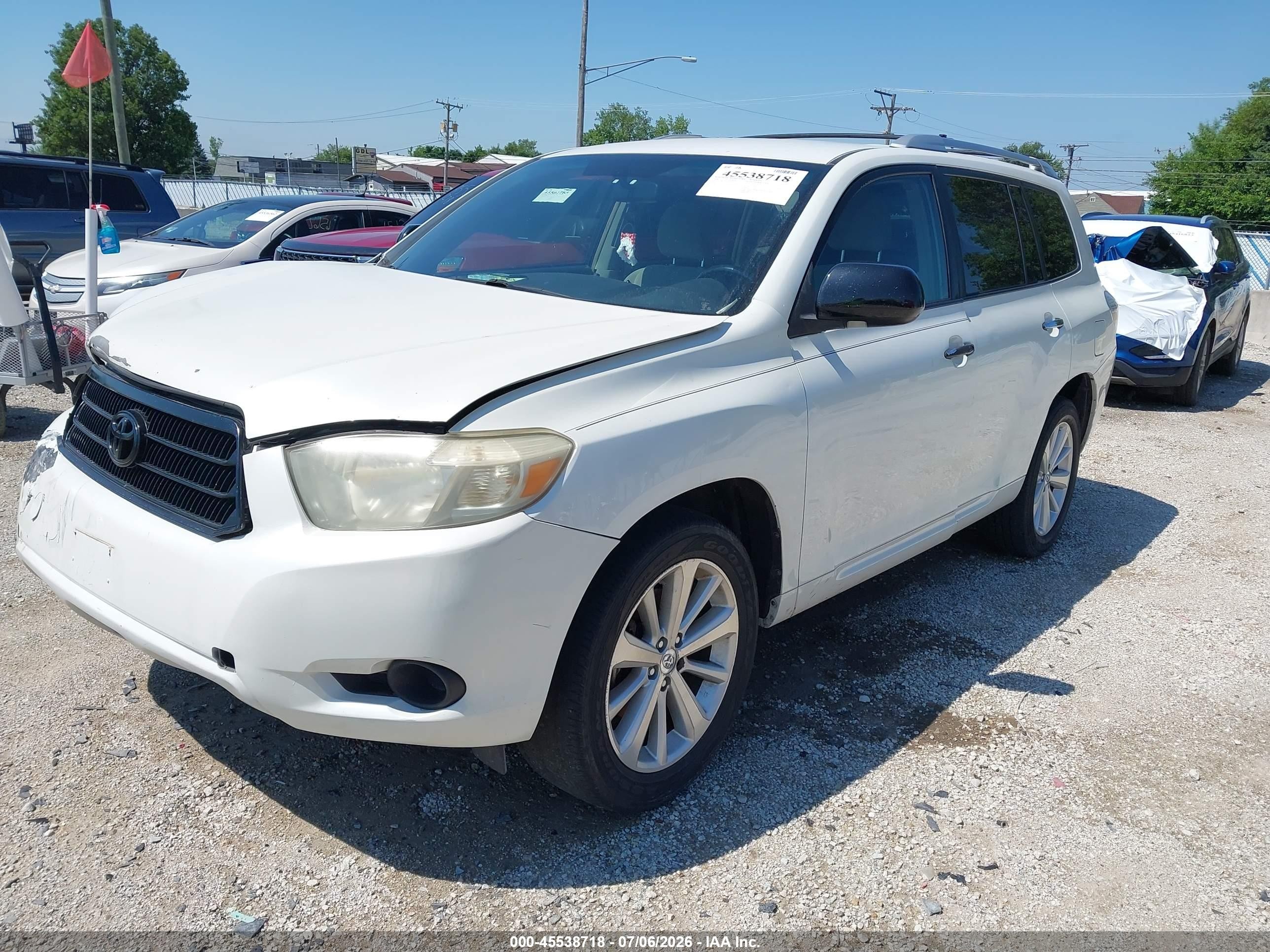 2008 Toyota Highlander Hybrid   White vin: JTEEW41A282000869