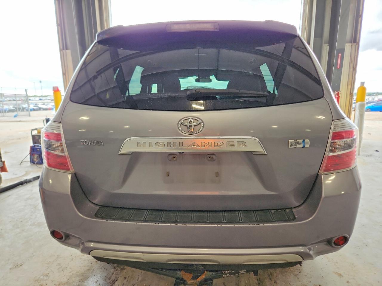 2008 Toyota Highlander Hybrid Gray vin: JTEEW41A282006185