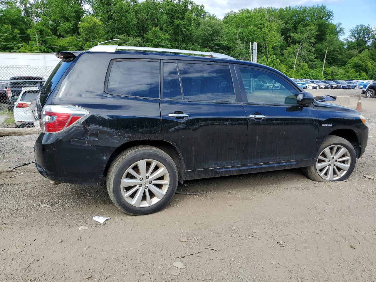2008 Toyota Highlander Sport Black vin: JTEEW41A282015100