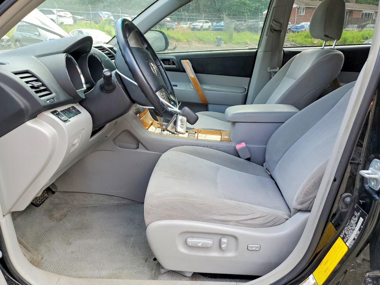 2008 Toyota Highlander Sport Black vin: JTEEW41A282015100