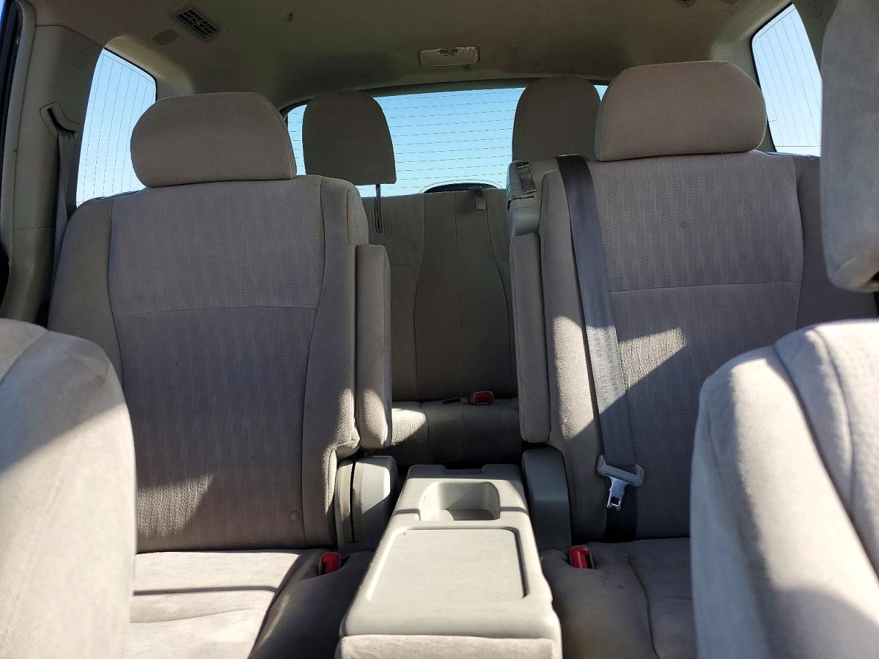 2009 Toyota Highlander Hybrid White vin: JTEEW41A292026020