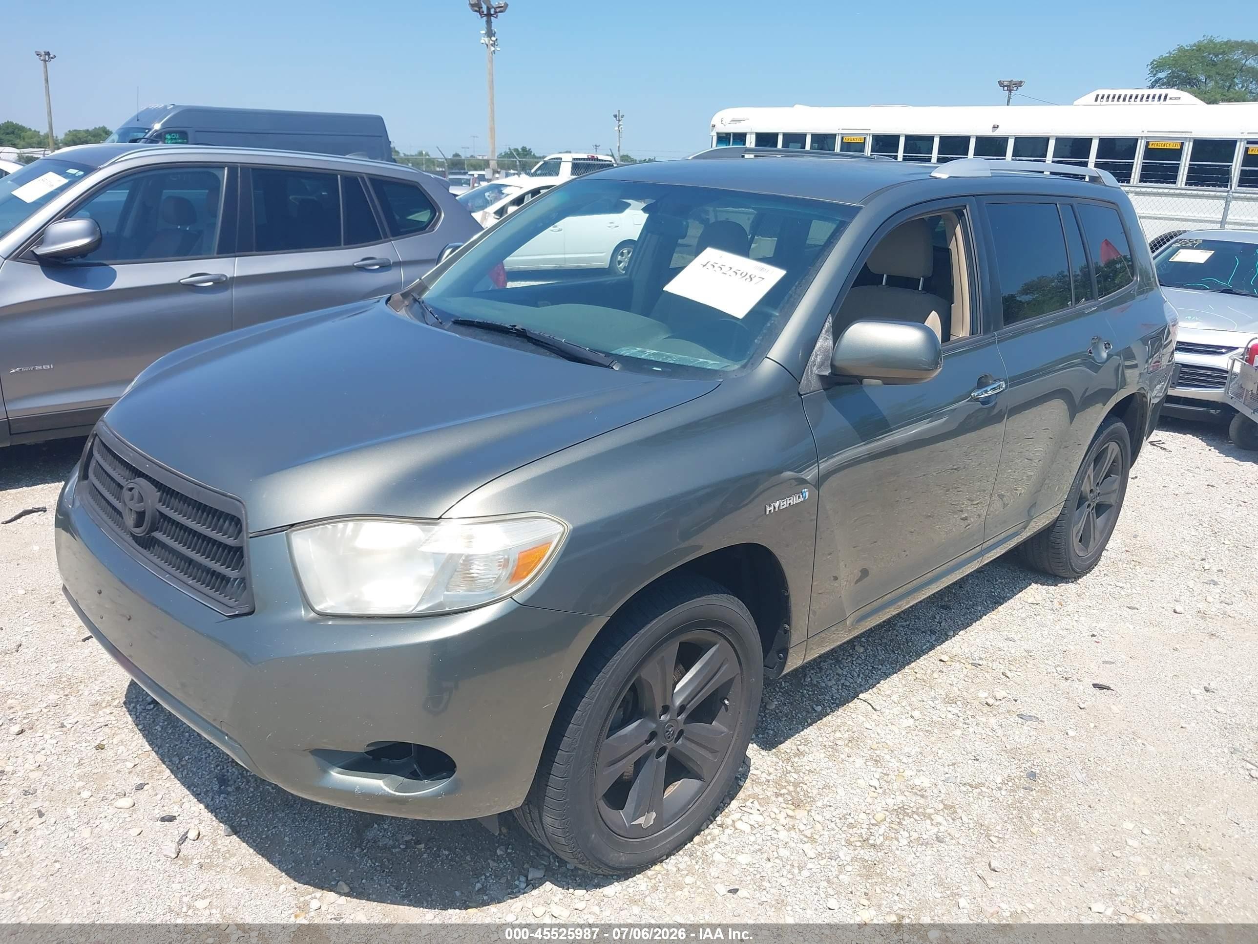 2008 Toyota Highlander Hybrid   Green vin: JTEEW41A382010195