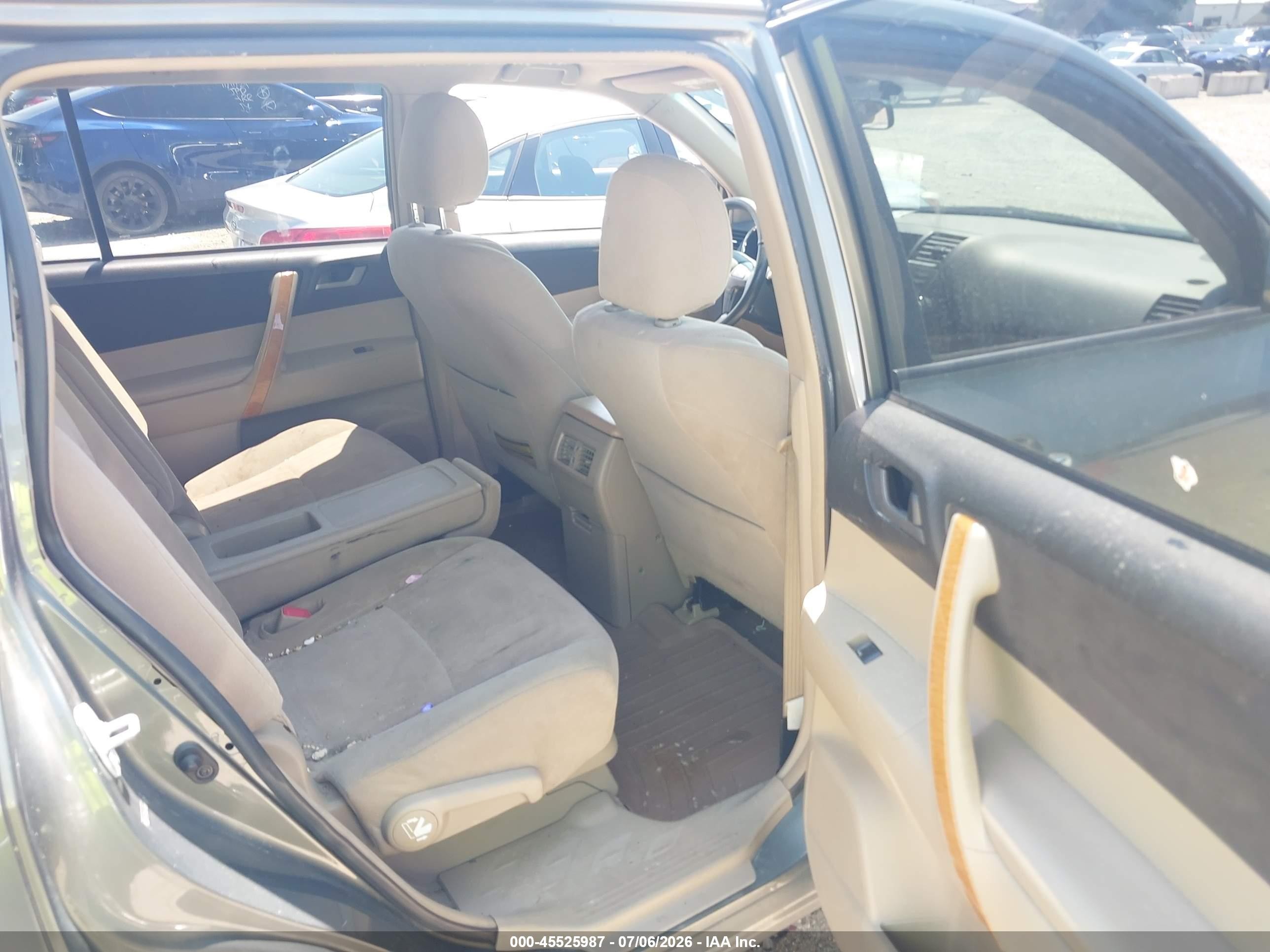 2008 Toyota Highlander Hybrid   Green vin: JTEEW41A382010195