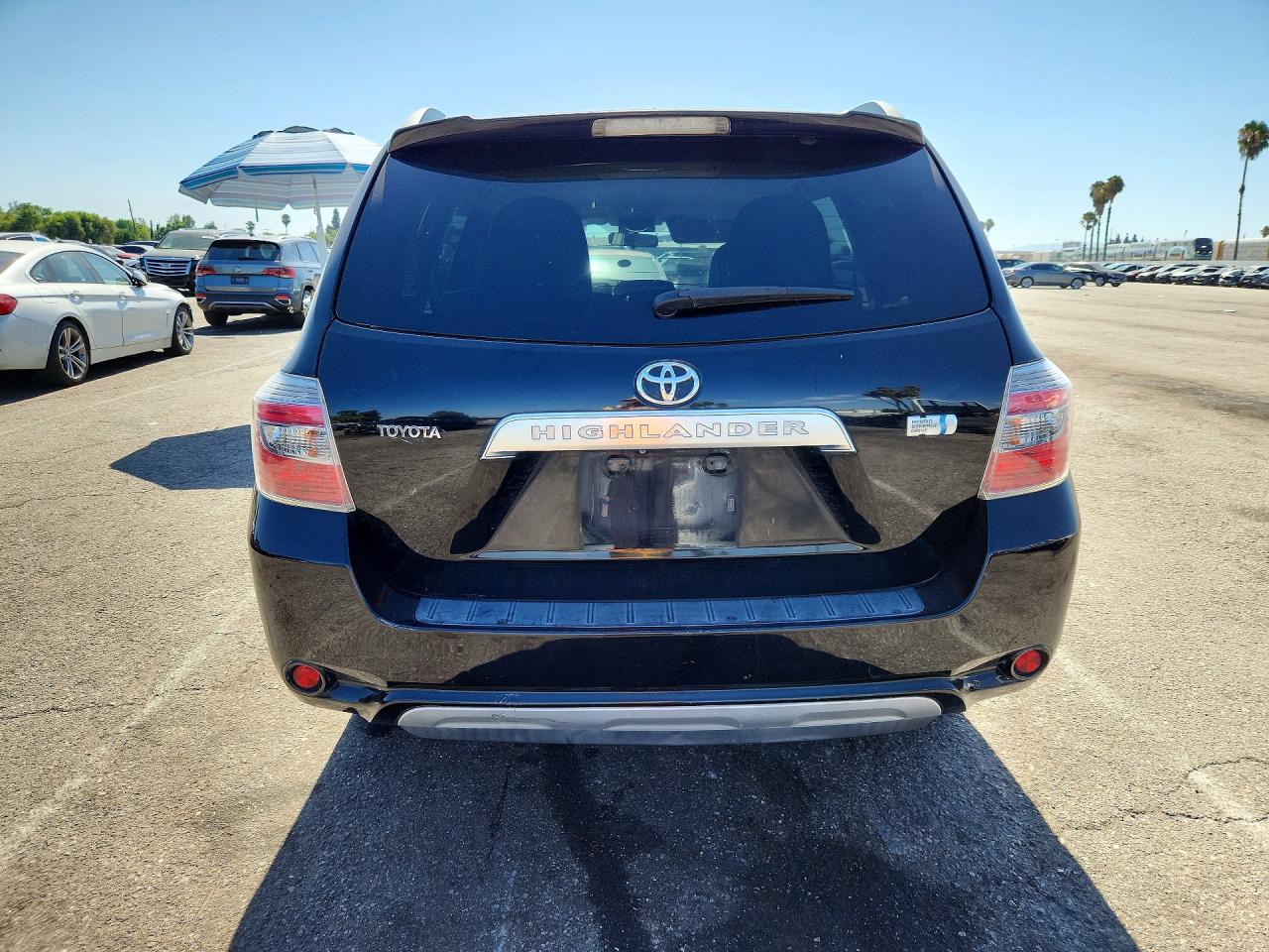 2008 Toyota Highlander Hybrid Black vin: JTEEW41A382022265