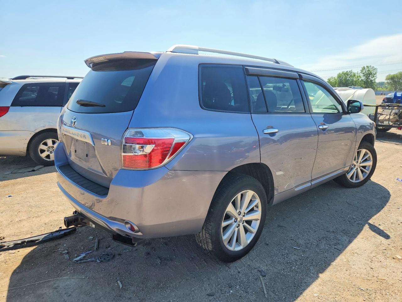 2008 Toyota Highlander Hybrid Silver vin: JTEEW41A482024221