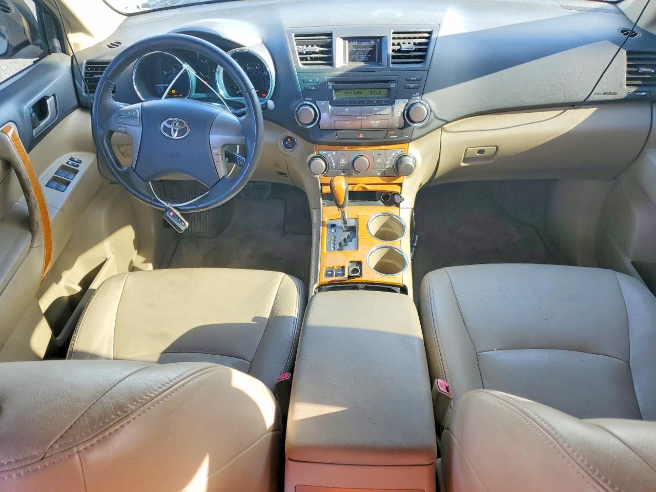 2009 Toyota Highlander Hybrid White vin: JTEEW41A692027493