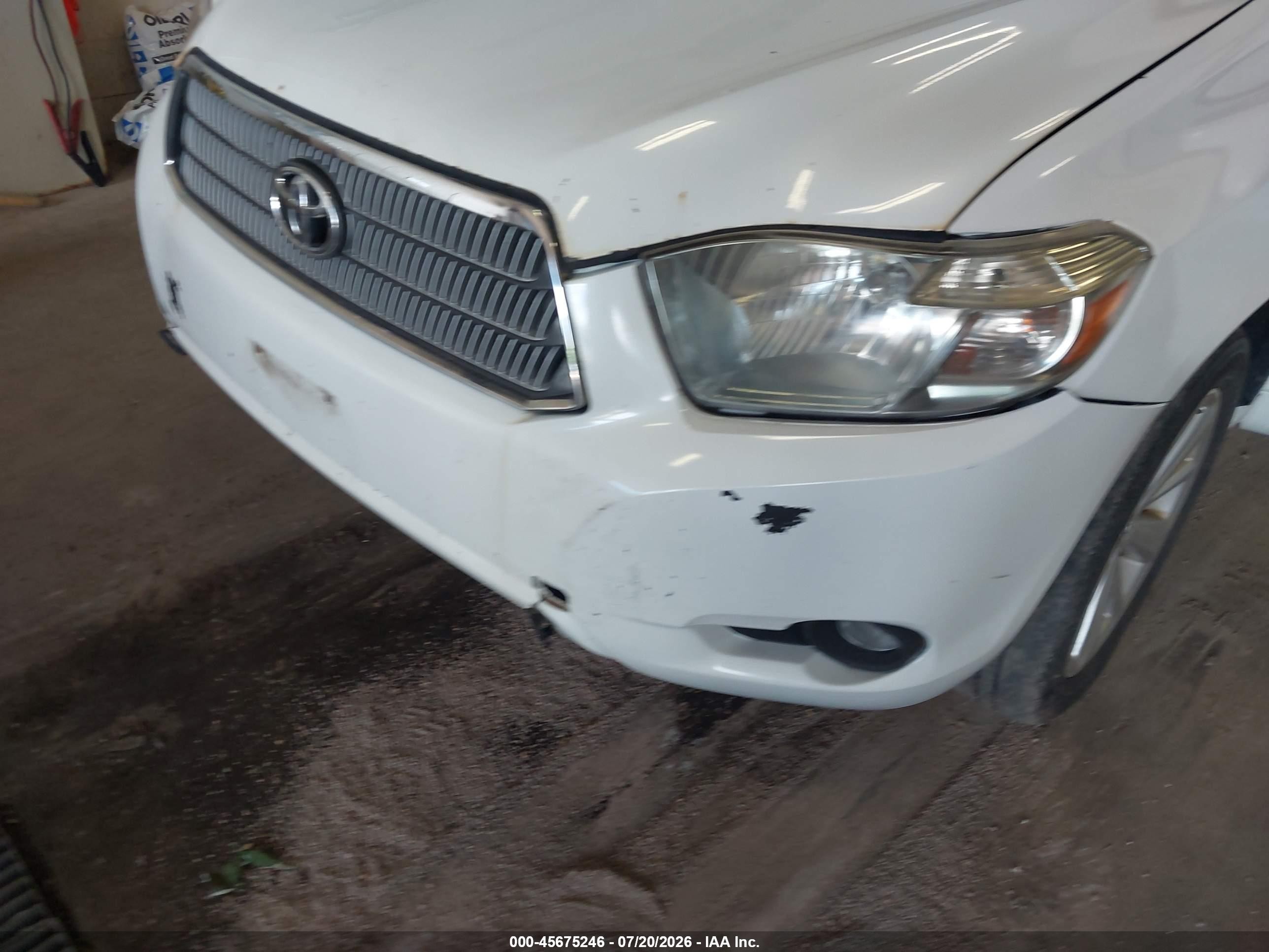 2008 Toyota Highlander Hybrid   White vin: JTEEW41A782010359