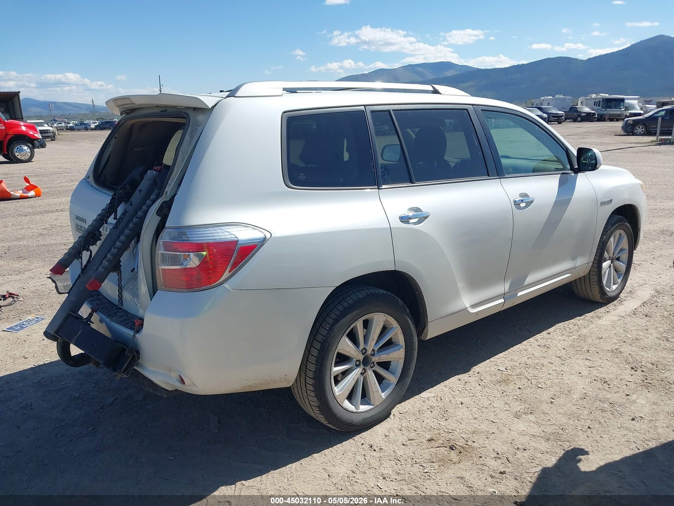 2008 Toyota Highlander Hybrid   White vin: JTEEW41A782014430
