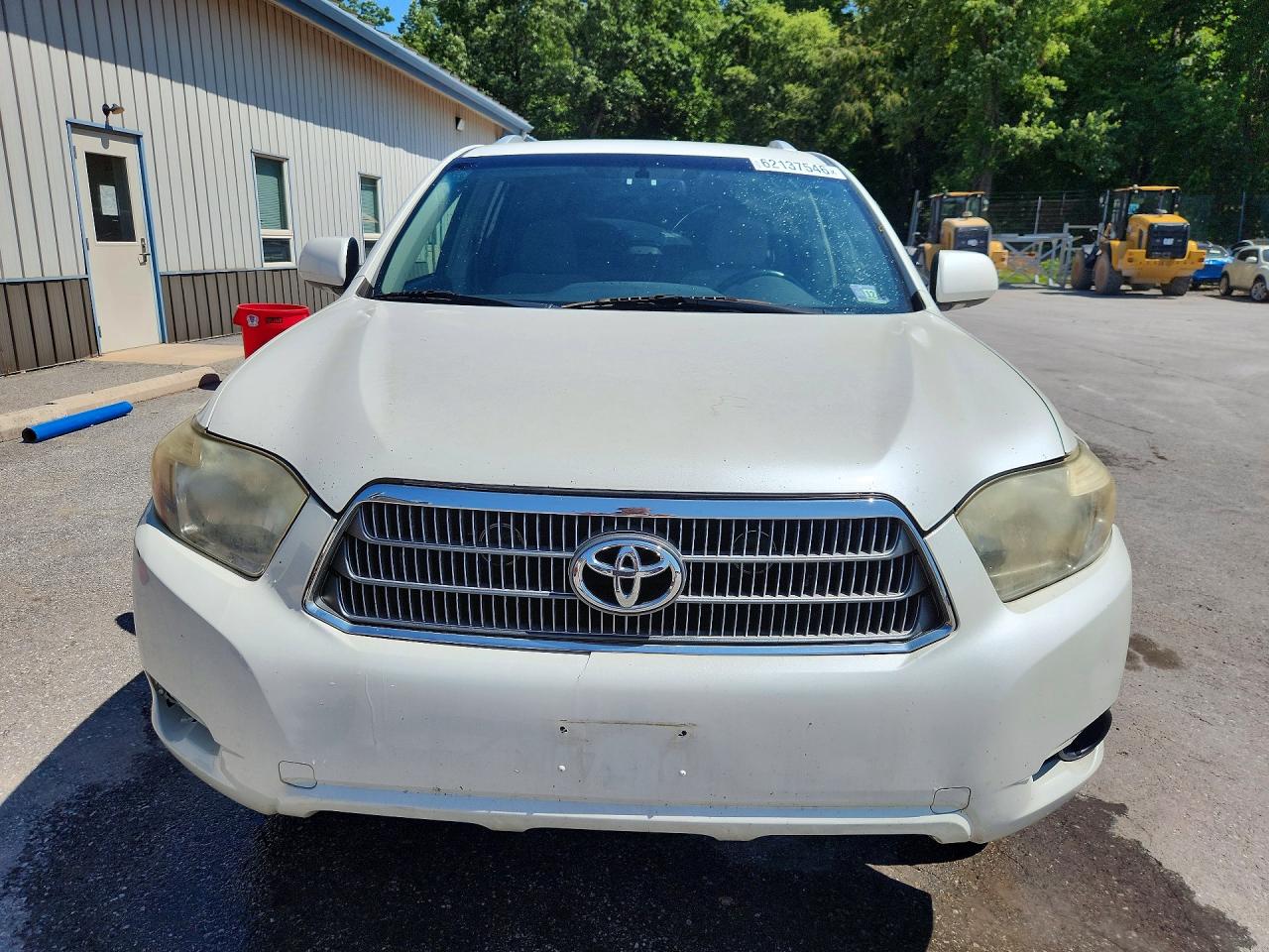 2008 Toyota Highlander Hybrid White vin: JTEEW41A982011089