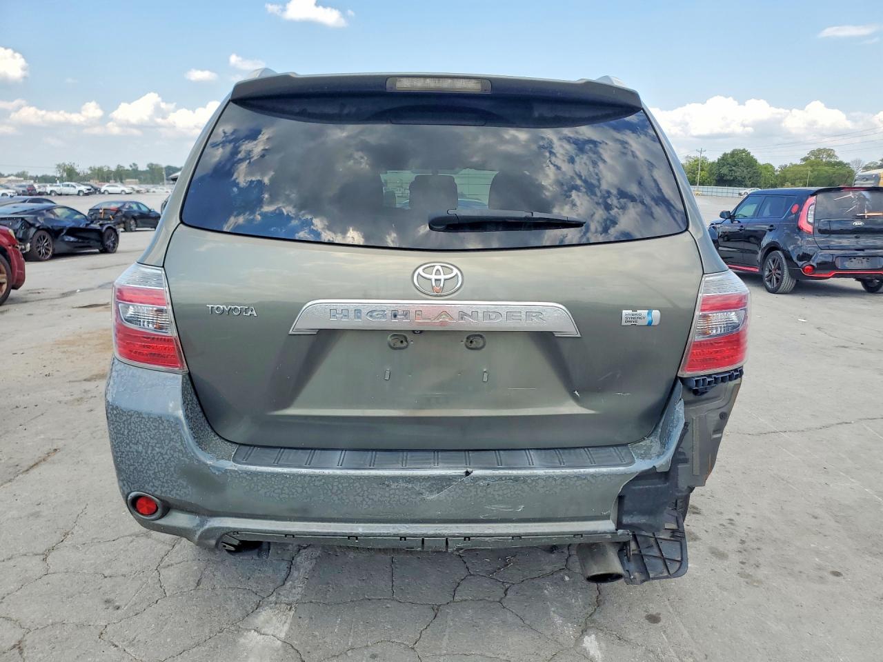 2008 Toyota Highlander Hybrid Gray vin: JTEEW41A982012064