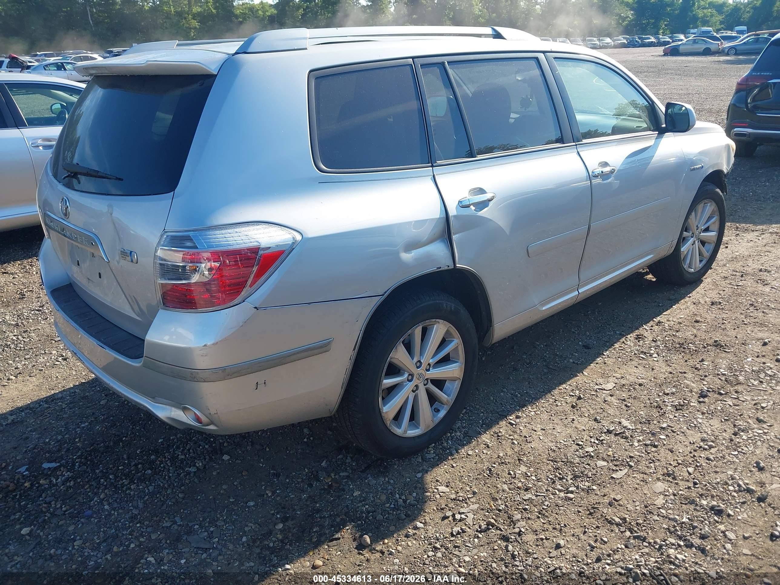 2008 Toyota Highlander Hybrid   Gray vin: JTEEW41AX82011313