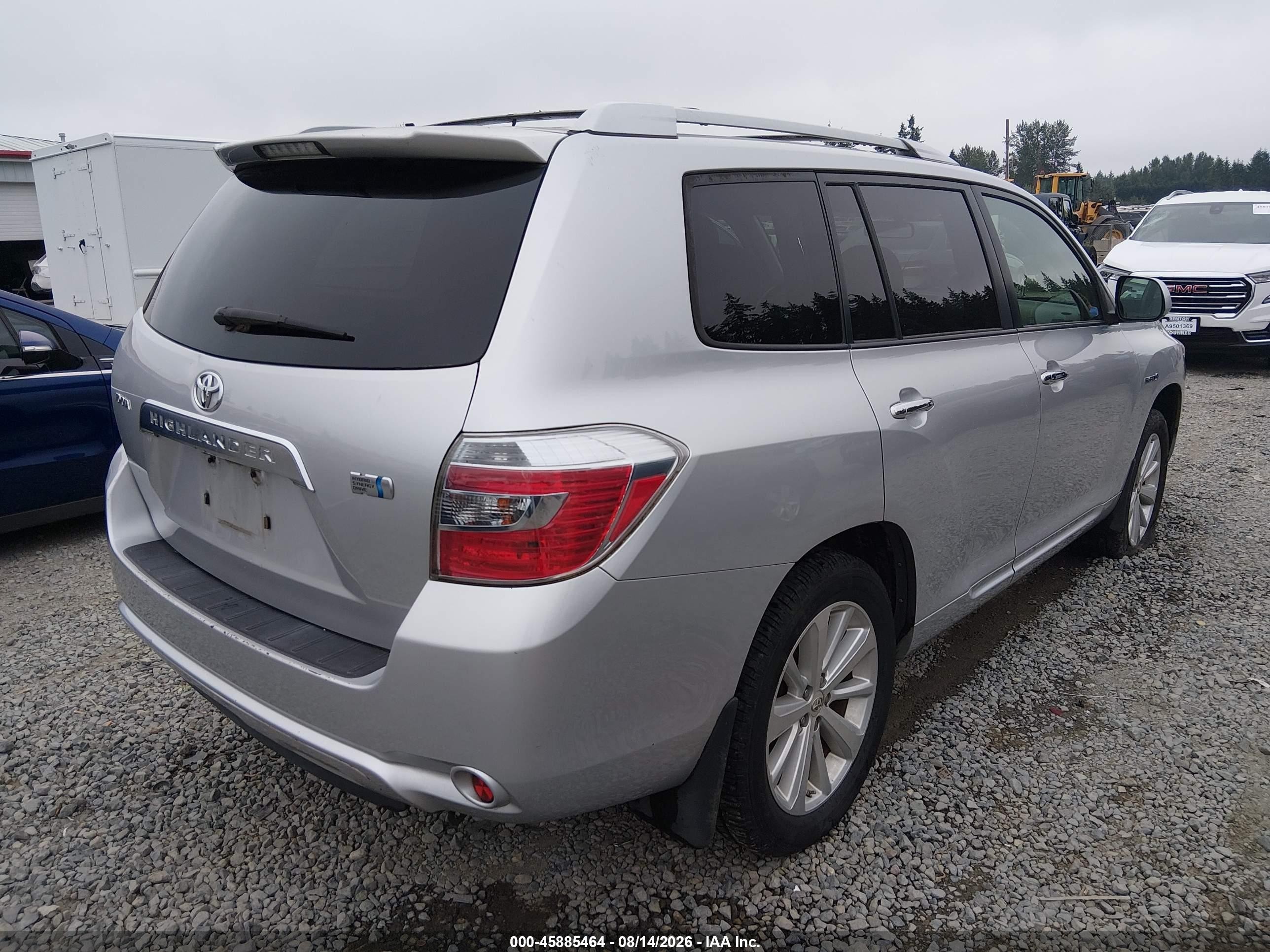 2008 Toyota Highlander Hybrid   Silver vin: JTEEW41AX82021842