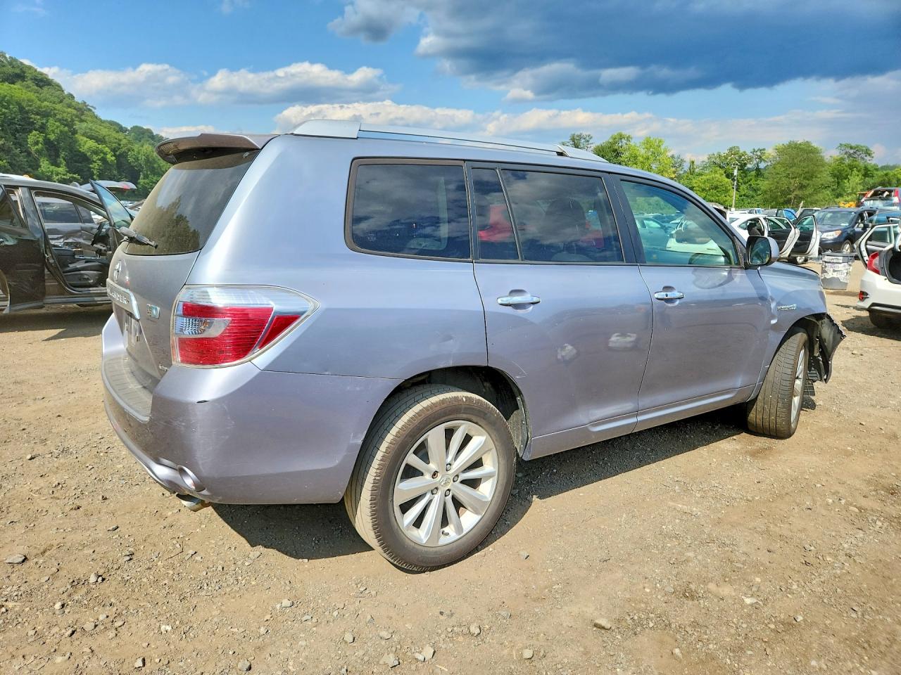 2008 Toyota Highlander Hybrid Limited Blue vin: JTEEW44A082008268