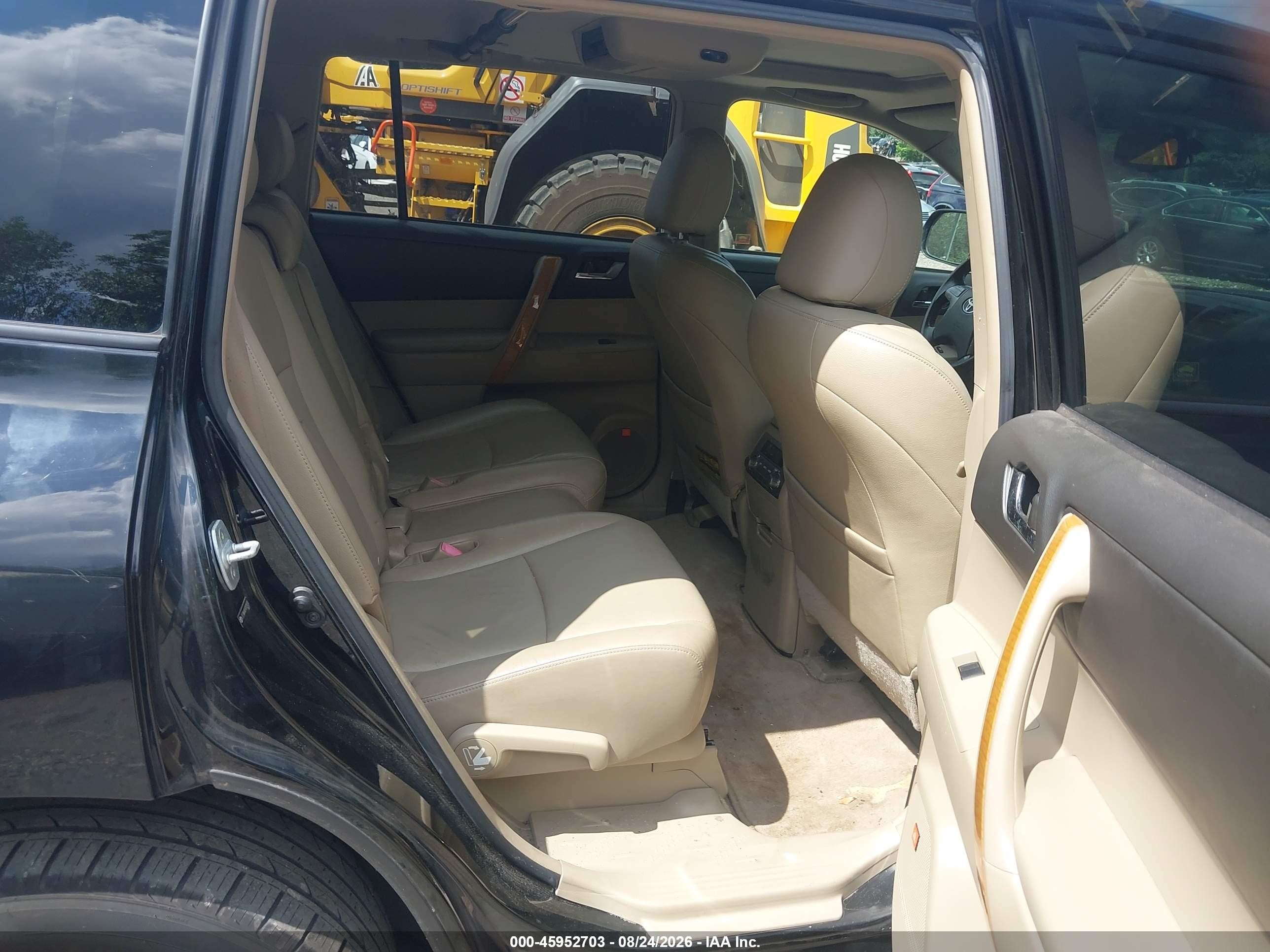 2009 Toyota Highlander Hybrid Limited Black vin: JTEEW44A092028330