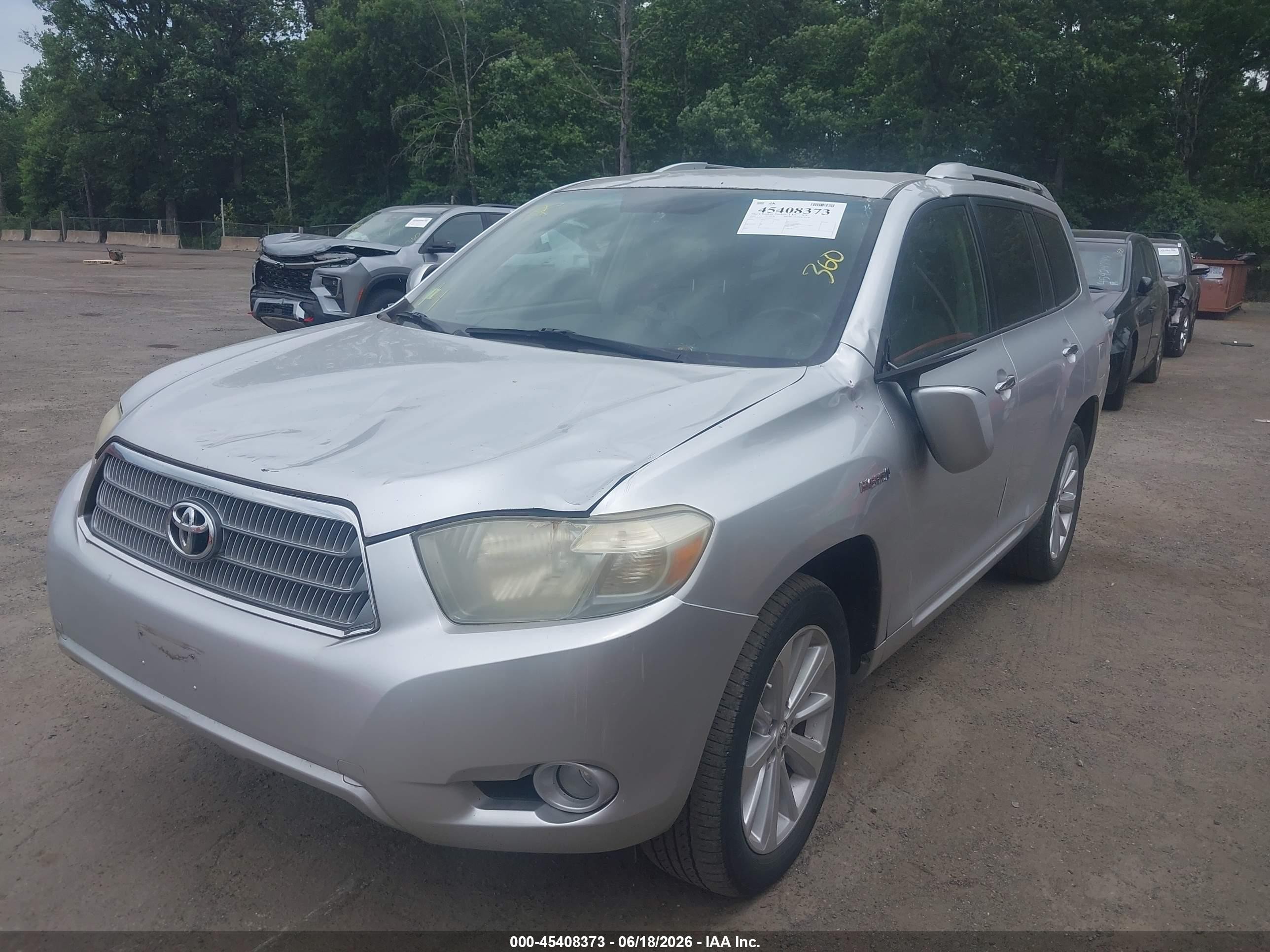 2008 Toyota Highlander Hybrid Limited Silver vin: JTEEW44A182000535