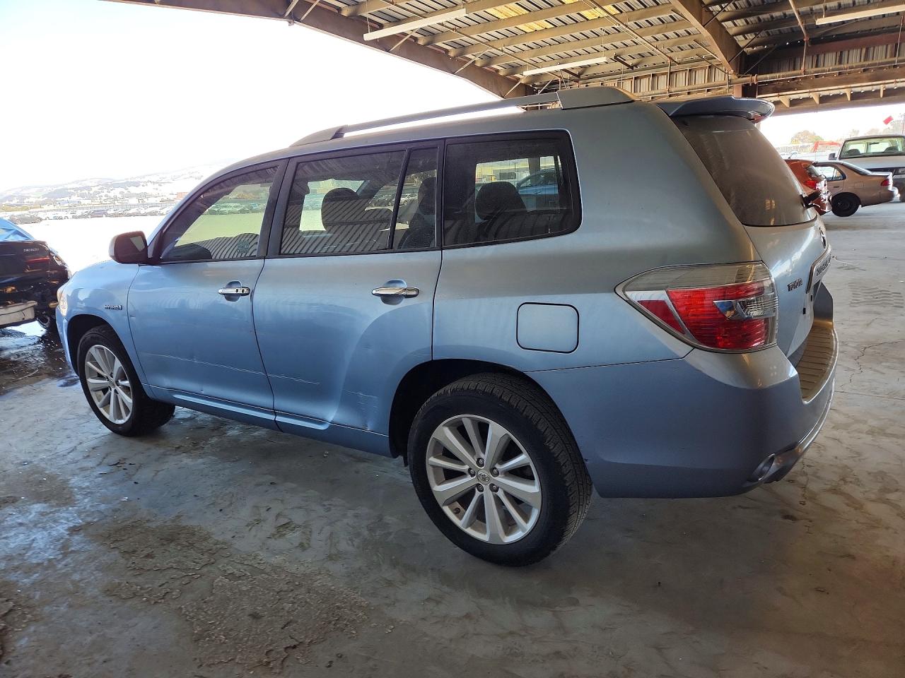 2008 Toyota Highlander Hybrid Limited Silver vin: JTEEW44A182024902