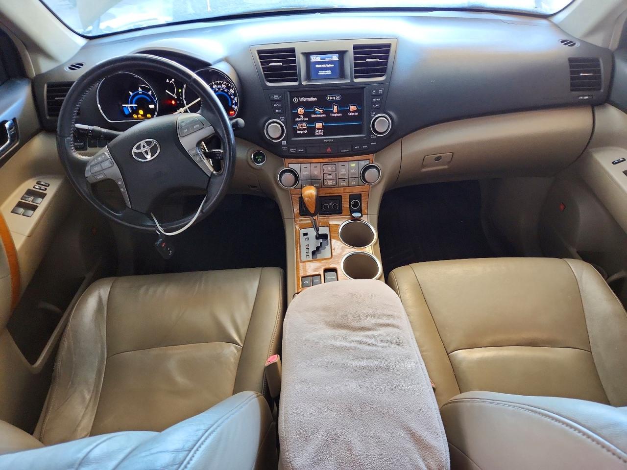 2008 Toyota Highlander Hybrid Limited Silver vin: JTEEW44A182024902