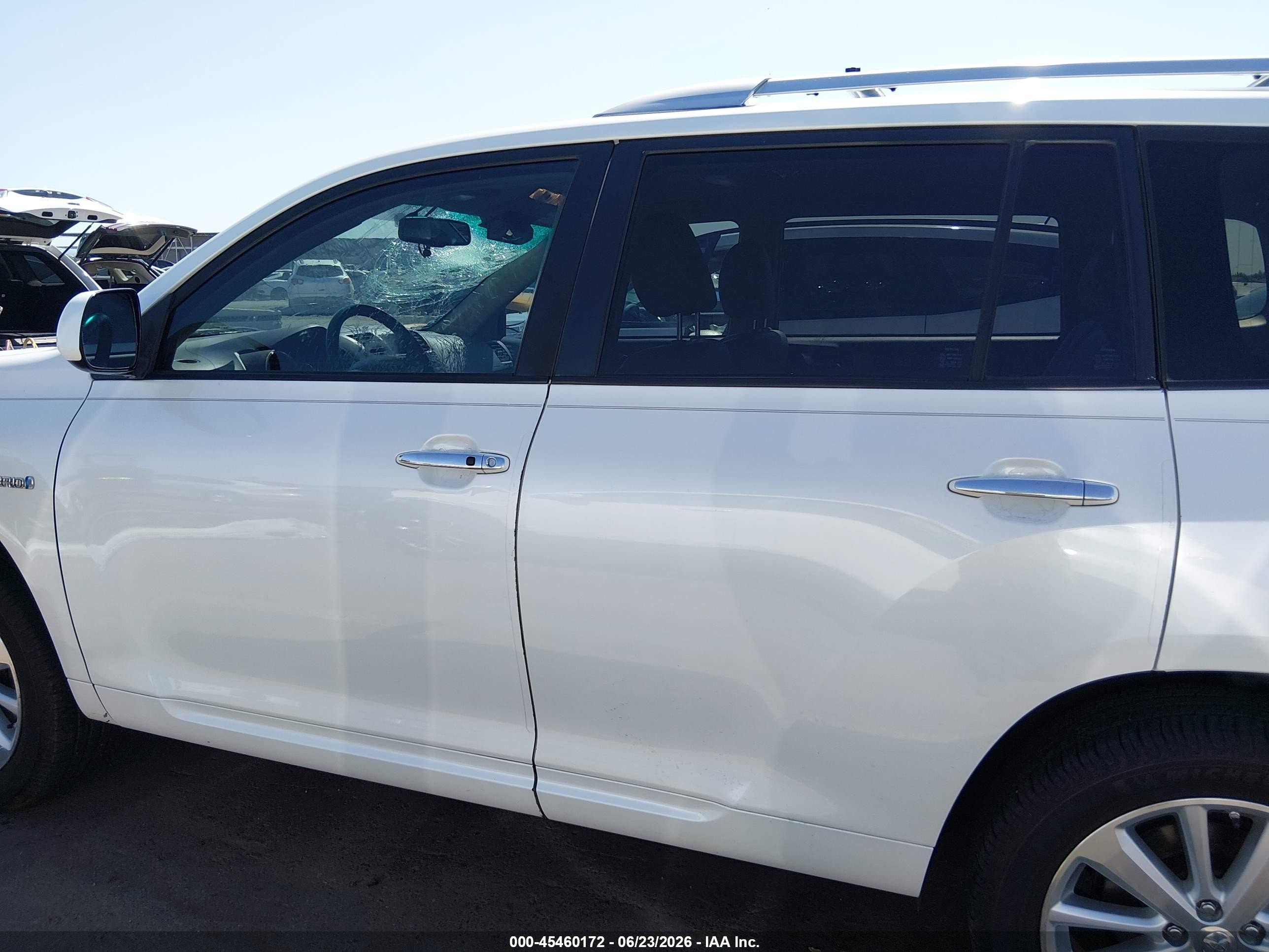 2008 Toyota Highlander Hybrid Limited White vin: JTEEW44A282006375