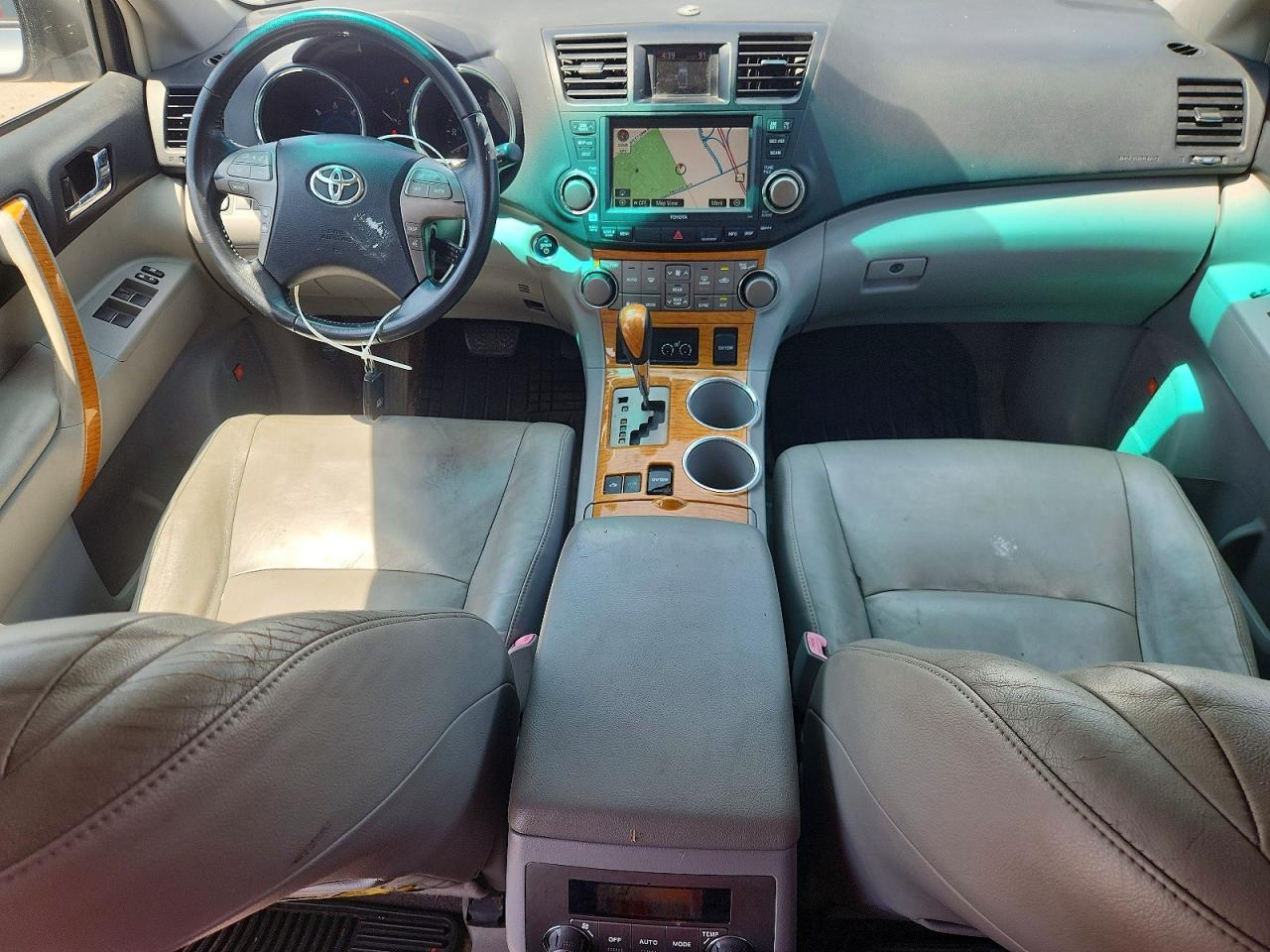 2008 Toyota Highlander Hybrid Limited Silver vin: JTEEW44A482001887