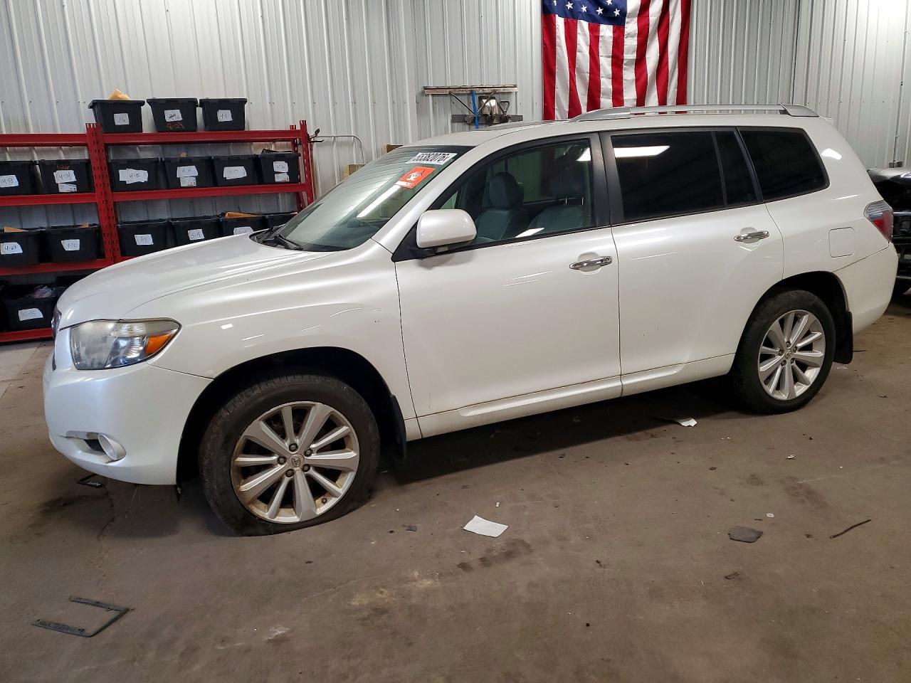 2008 Toyota Highlander Hybrid Limited White vin: JTEEW44A582001252