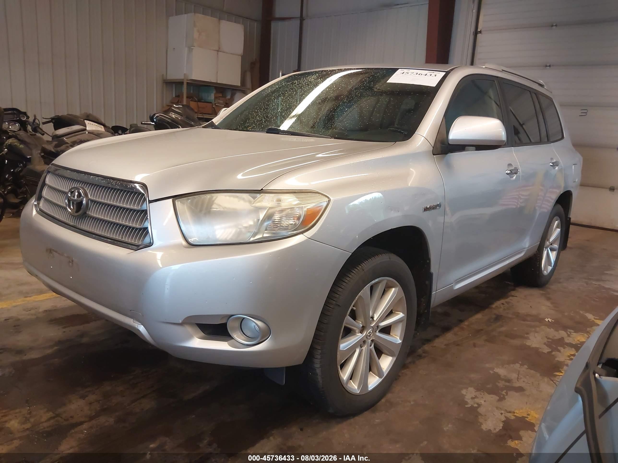 2008 Toyota Highlander Hybrid Limited Silver vin: JTEEW44A582005656