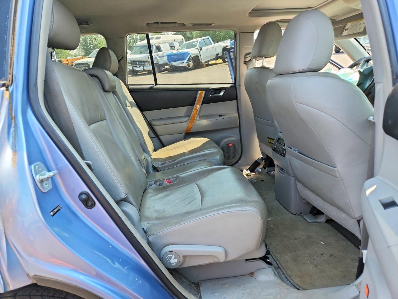 2008 Toyota Highlander Hybrid Limited Синий vin: JTEEW44A582007178
