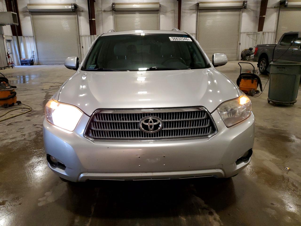 2008 Toyota Highlander Hybrid Limited Silver vin: JTEEW44A582012963