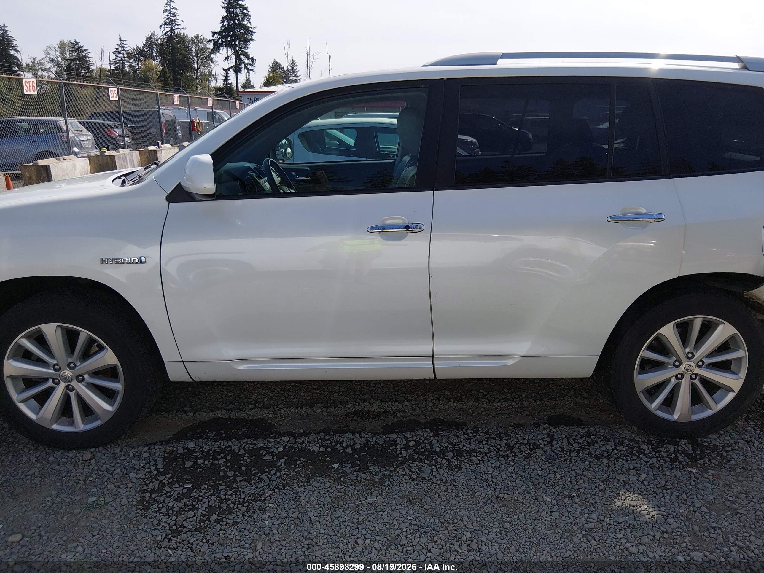2009 Toyota Highlander Hybrid Limited White vin: JTEEW44A592028324