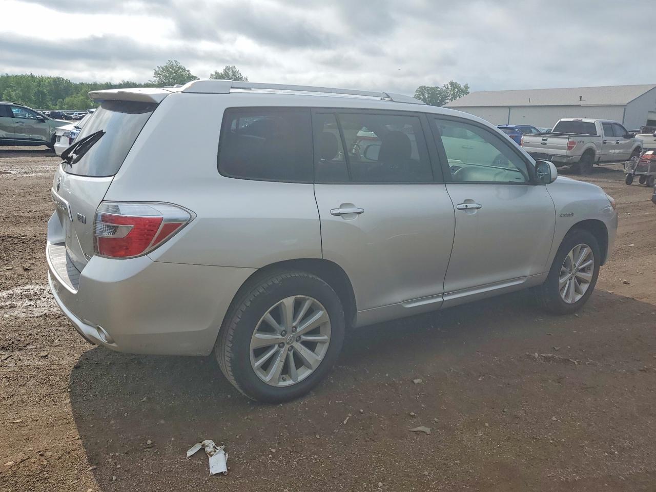 2009 Toyota Highlander Hybrid Limited Silver vin: JTEEW44A692028056