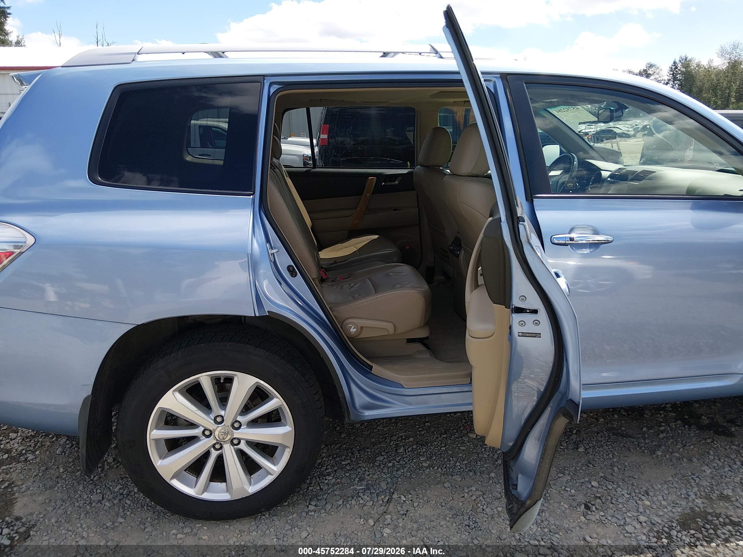 2008 Toyota Highlander Hybrid Limited Light Blue vin: JTEEW44A782012284