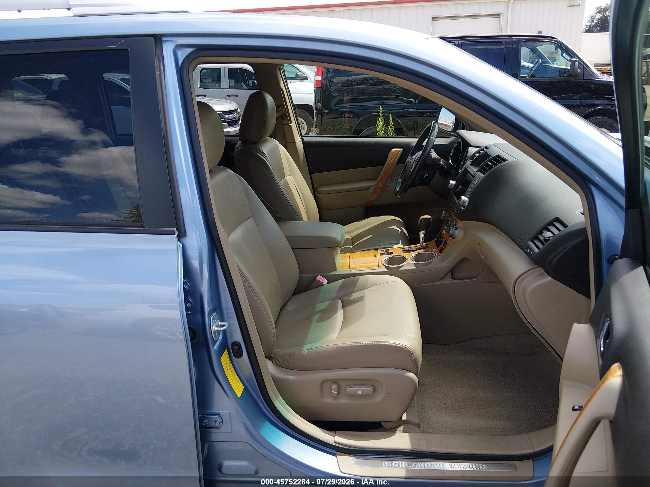 2008 Toyota Highlander Hybrid Limited Light Blue vin: JTEEW44A782012284