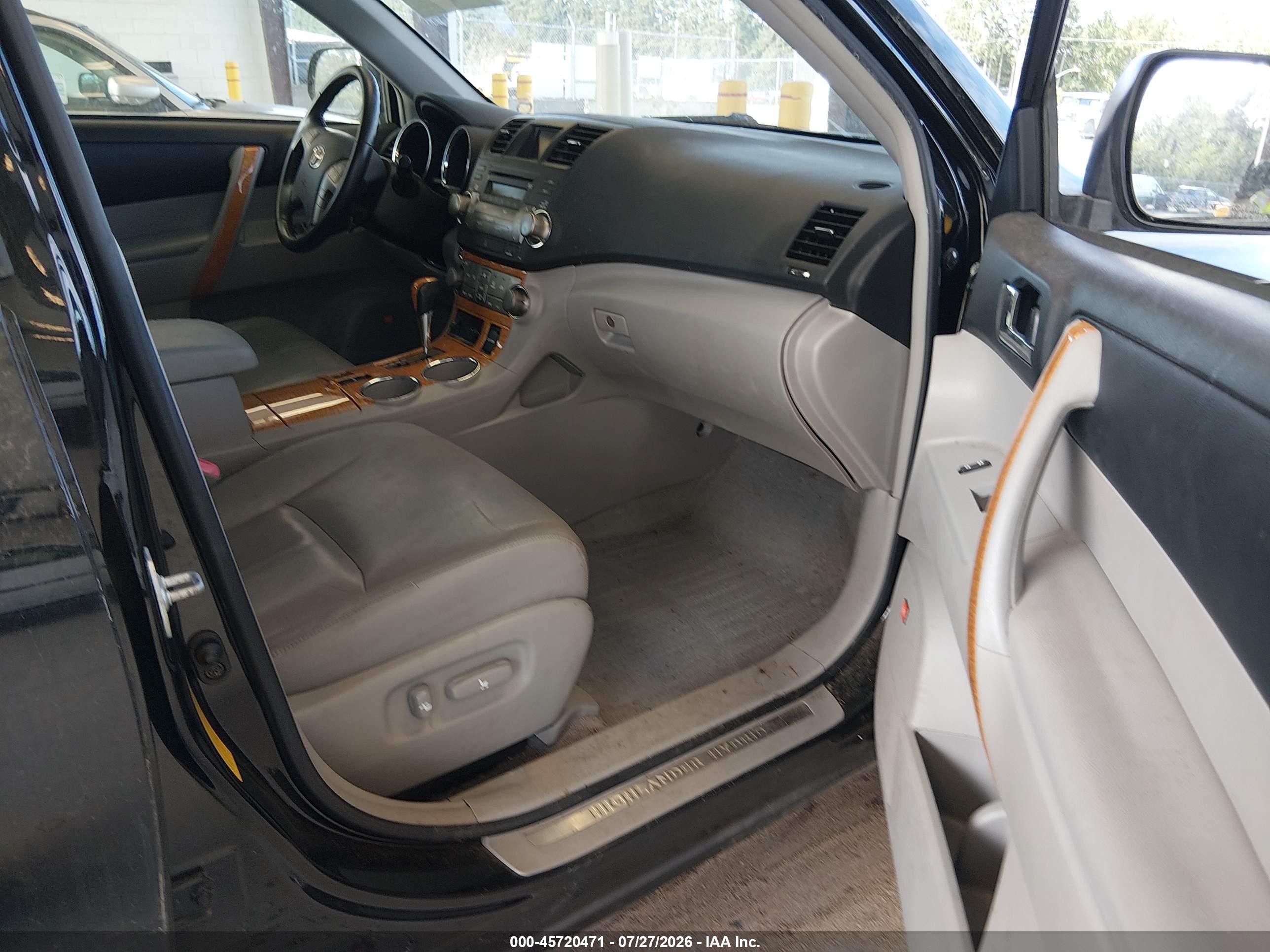 2008 Toyota Highlander Hybrid Limited Черный vin: JTEEW44A782014939