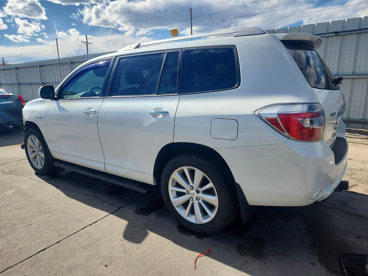 2009 Toyota Highlander Hybrid Limited White vin: JTEEW44A792027112