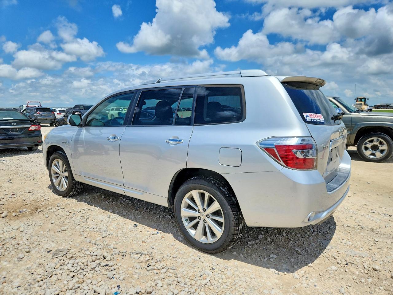 2008 Toyota Highlander Hybrid Limited Silver vin: JTEEW44A882000855