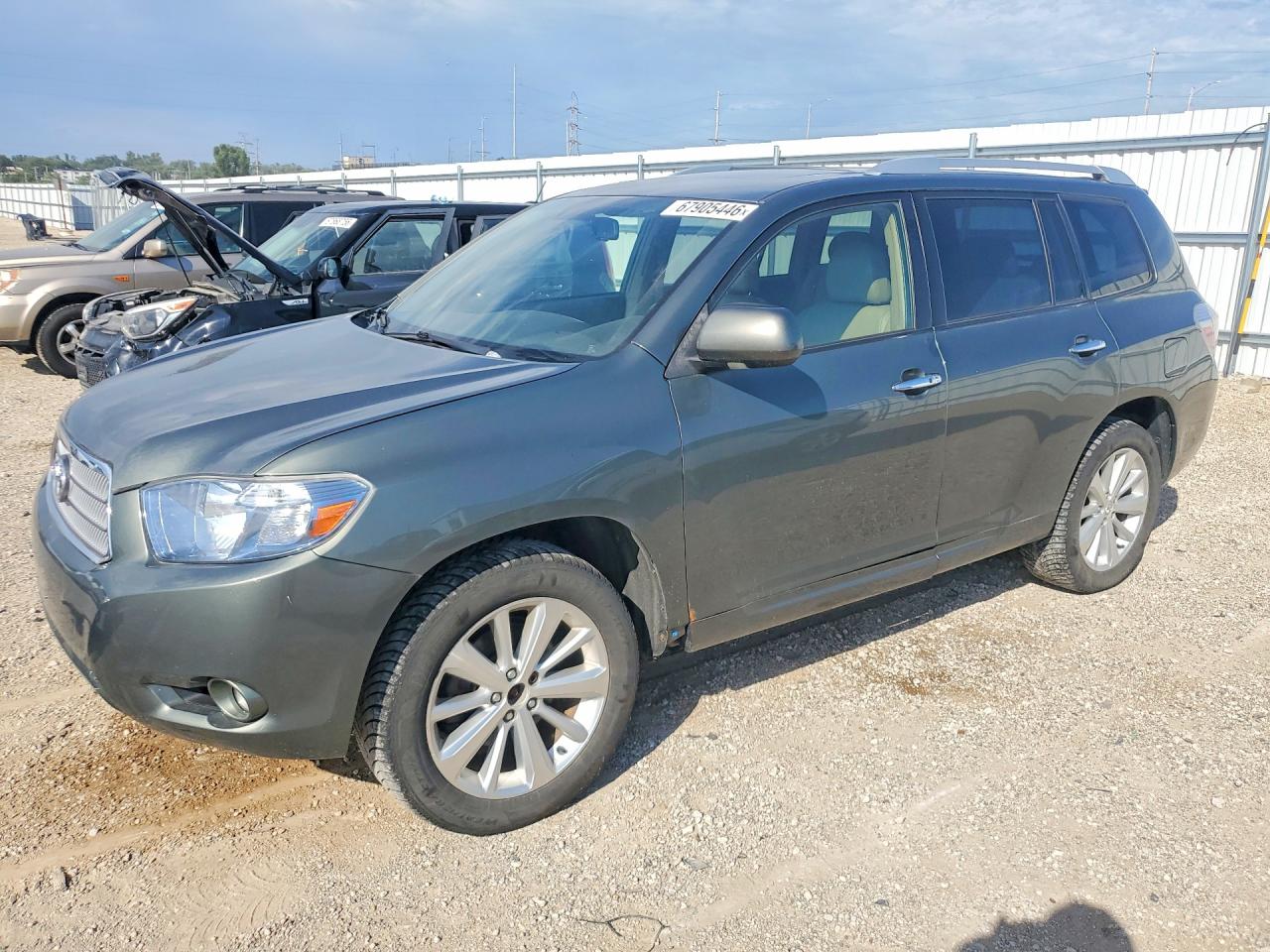 2008 Toyota Highlander Hybrid Limited Green vin: JTEEW44A882011175