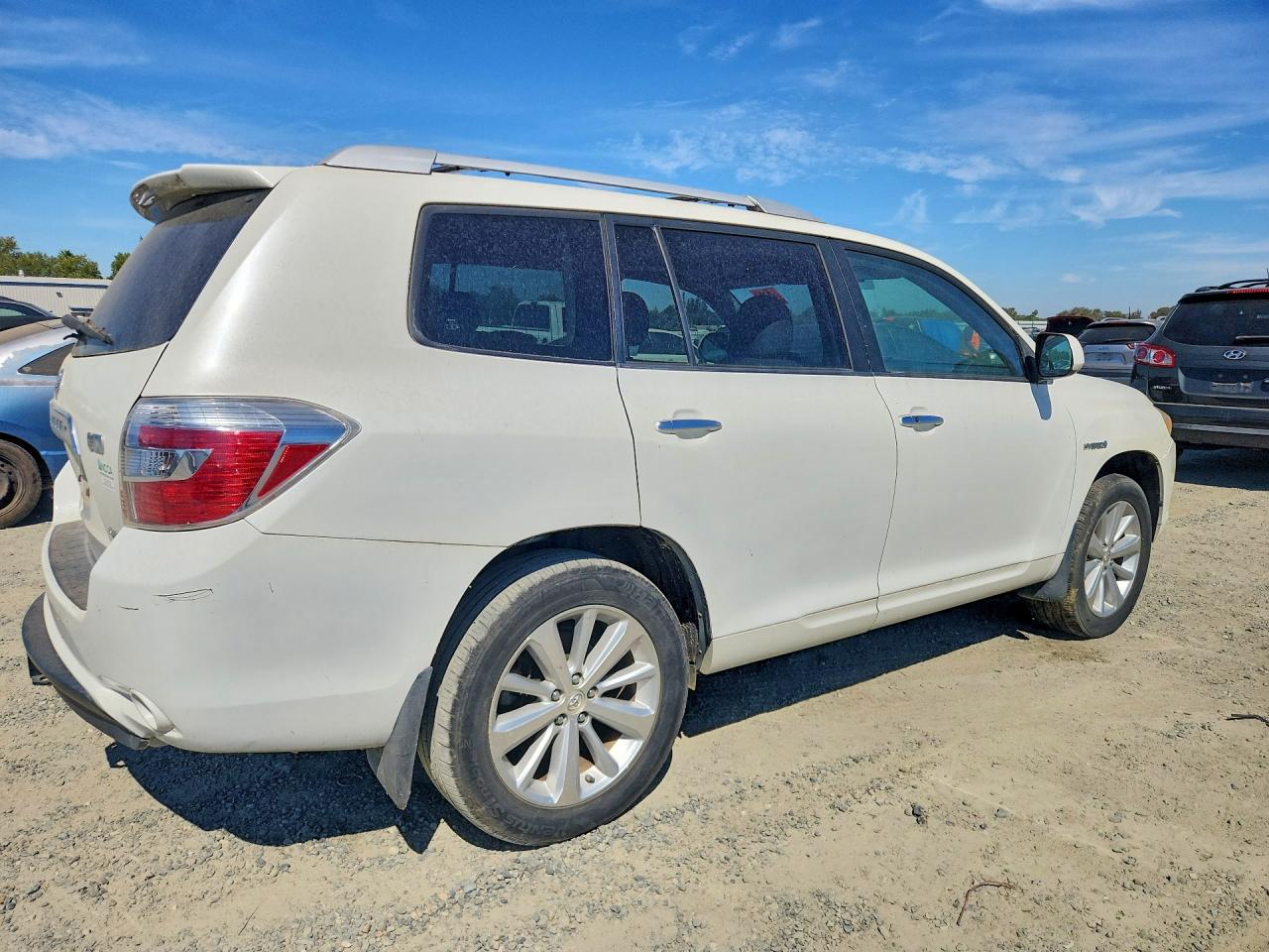 2008 Toyota Highlander Hybrid Limited White vin: JTEEW44A882024816