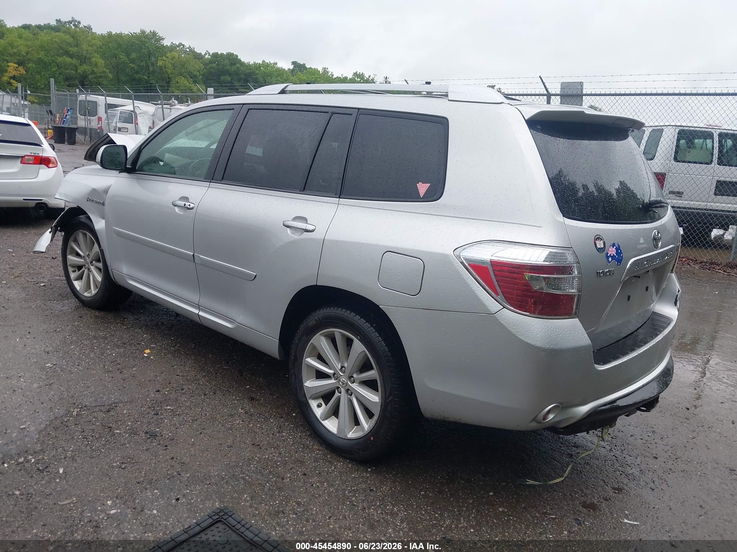 2009 Toyota Highlander Hybrid Limited Silver vin: JTEEW44A892035686