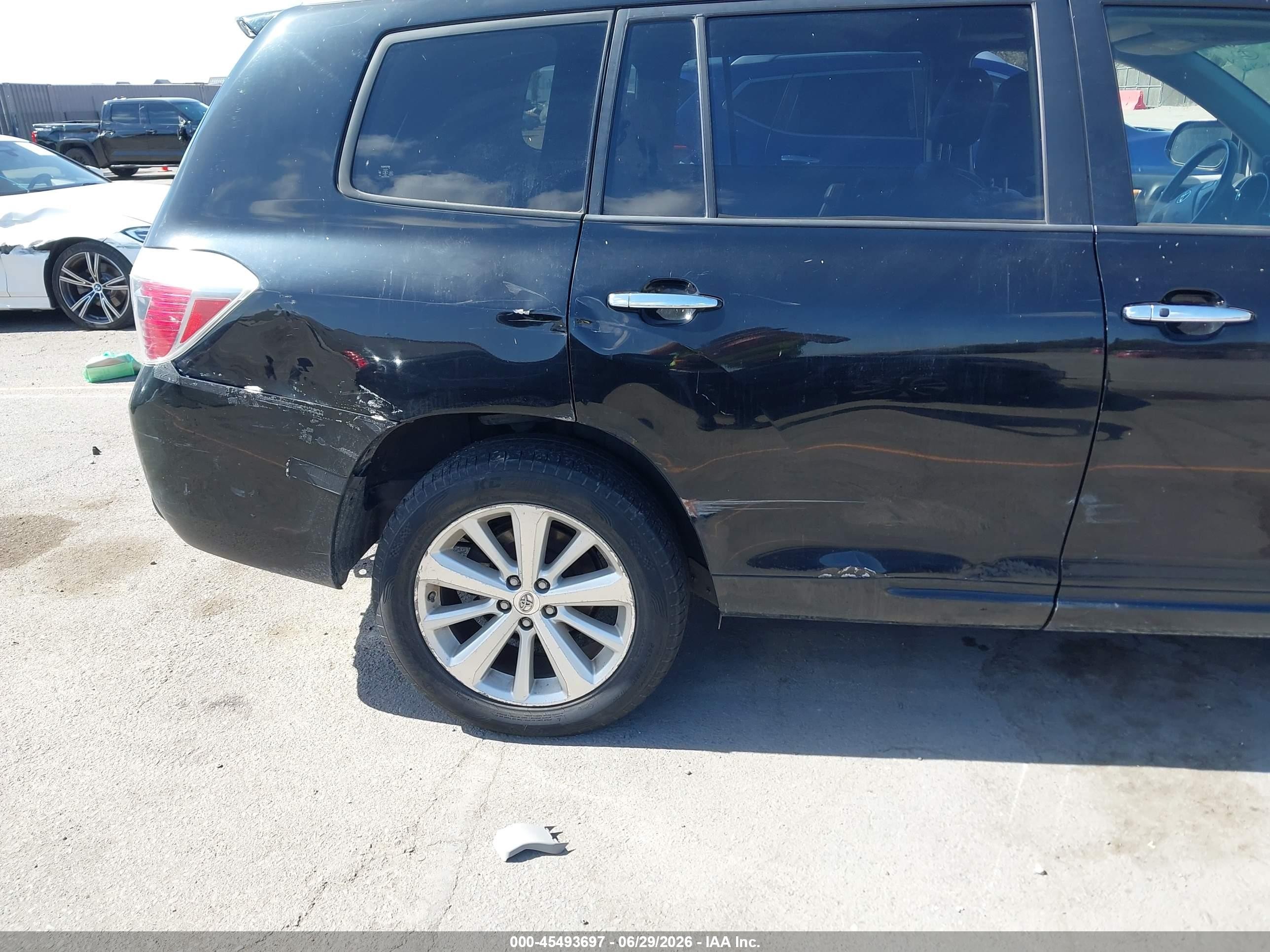 2008 Toyota Highlander Hybrid Limited Black vin: JTEEW44A982007703