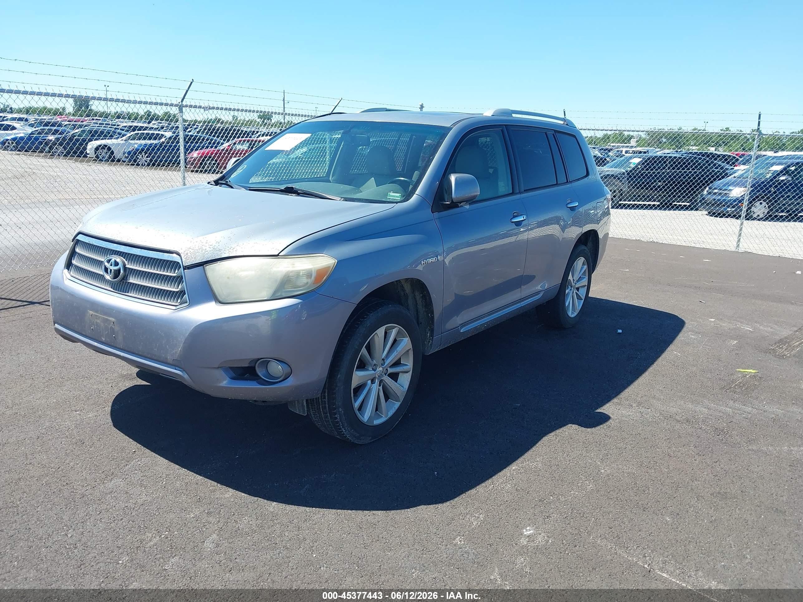 2008 Toyota Highlander Hybrid Limited Silver vin: JTEEW44A982012979