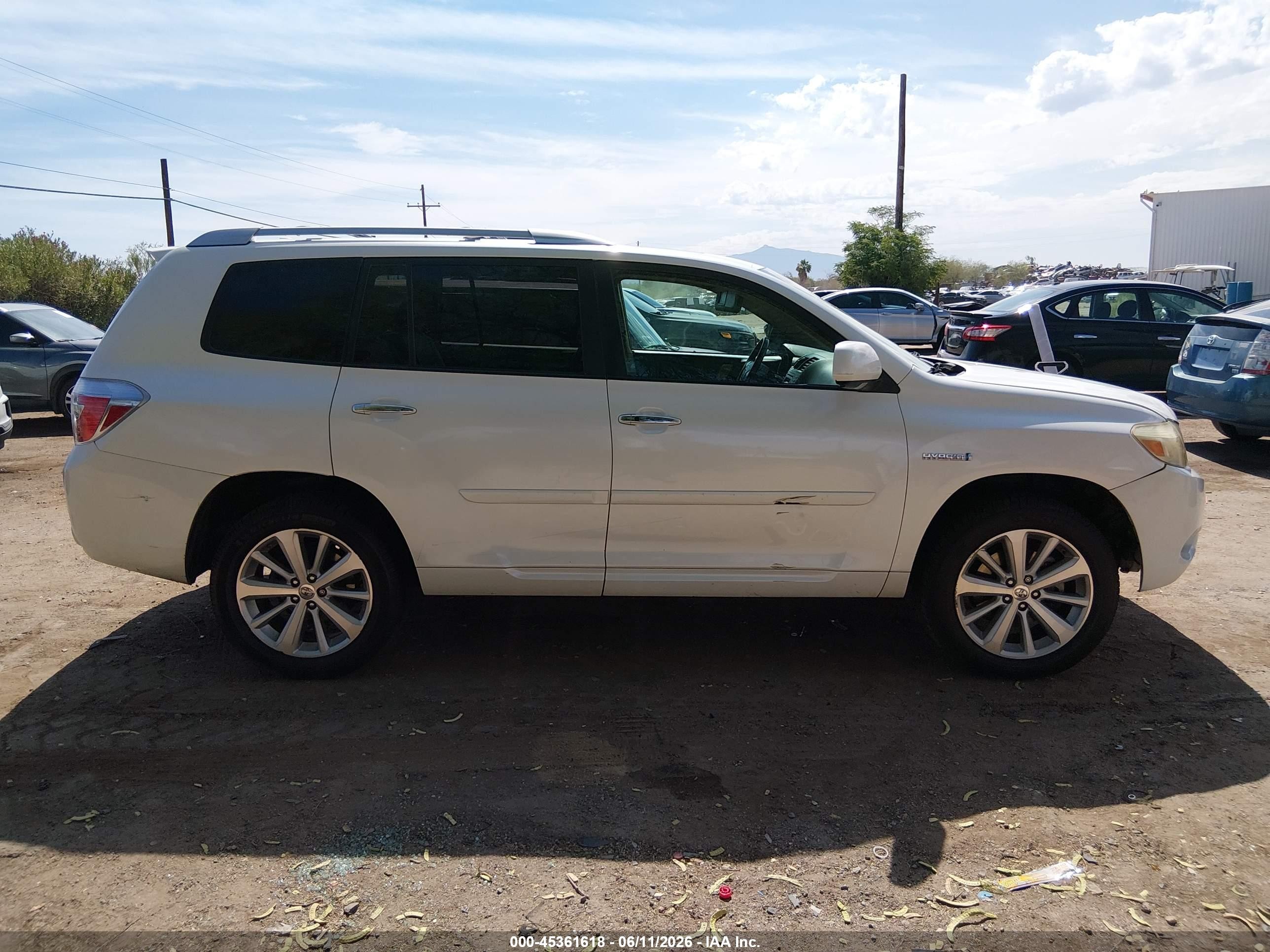2009 Toyota Highlander Hybrid Limited White vin: JTEEW44A992031713