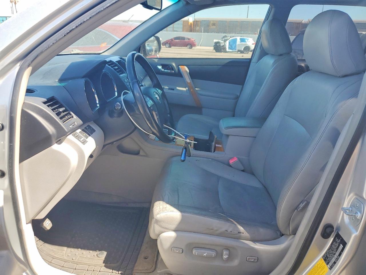 2008 Toyota Highlander Hybrid Limited Серебряный vin: JTEEW44AX82001862