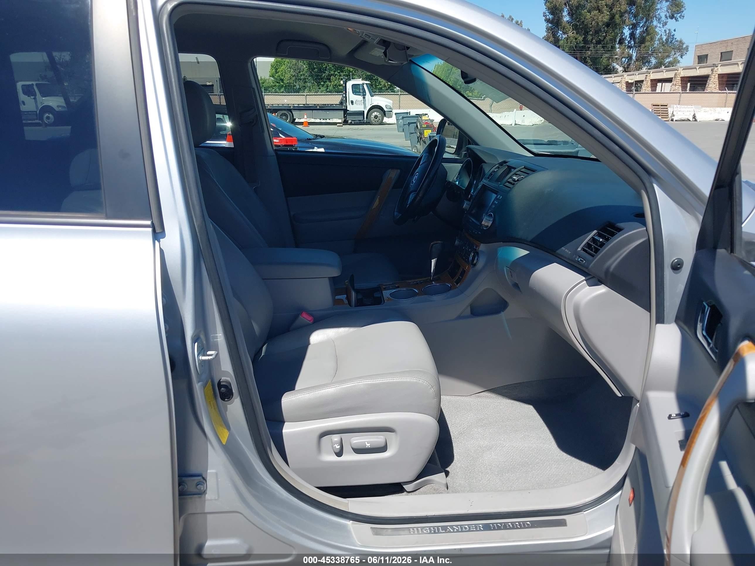 2008 Toyota Highlander Hybrid Limited Gray vin: JTEEW44AX82006950