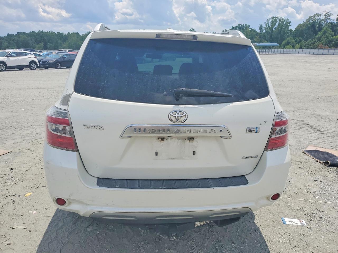 2009 Toyota Highlander Hybrid Limited White vin: JTEEW44AX92026889