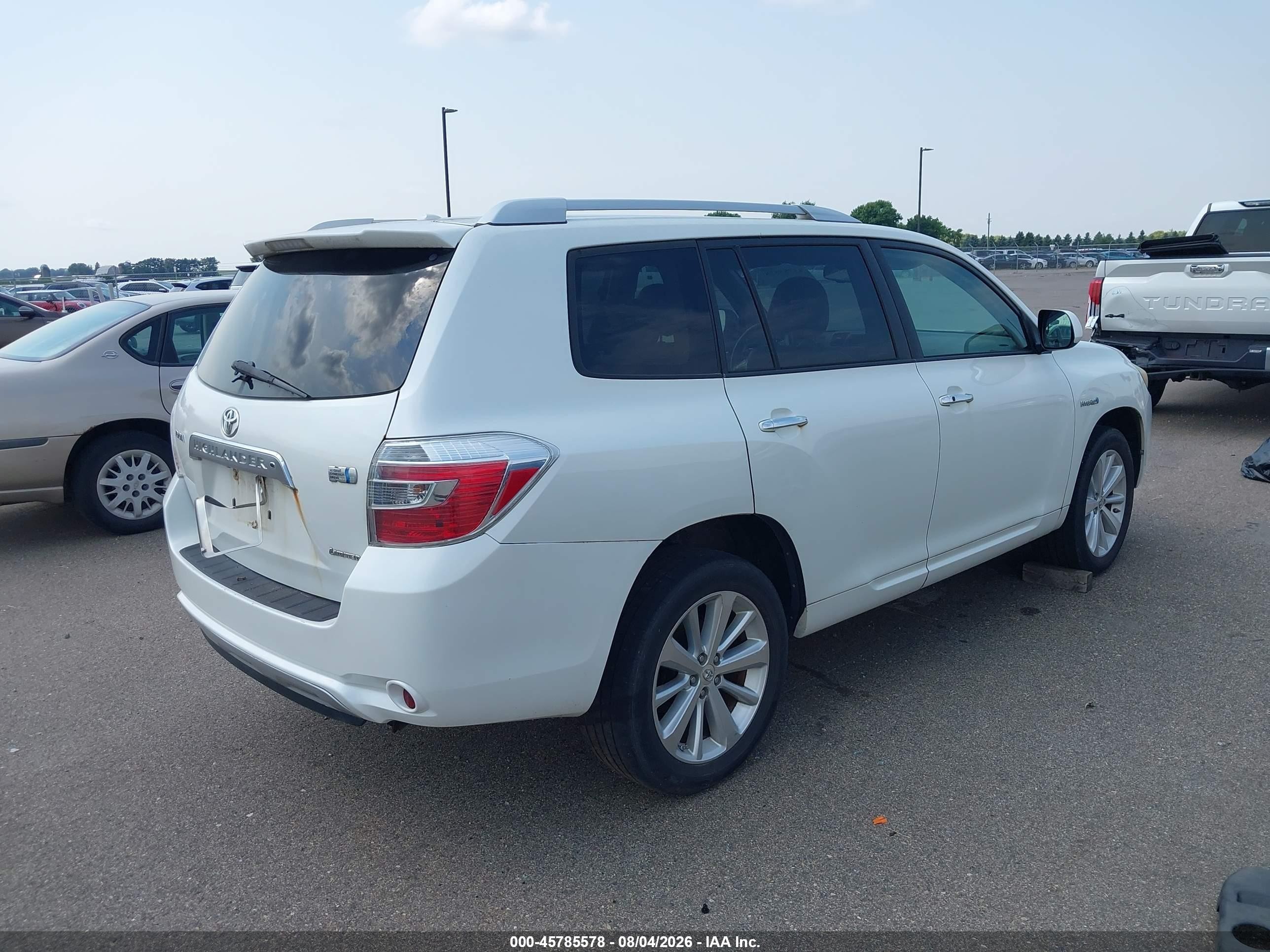 2009 Toyota Highlander Hybrid Limited White vin: JTEEW44AX92028691