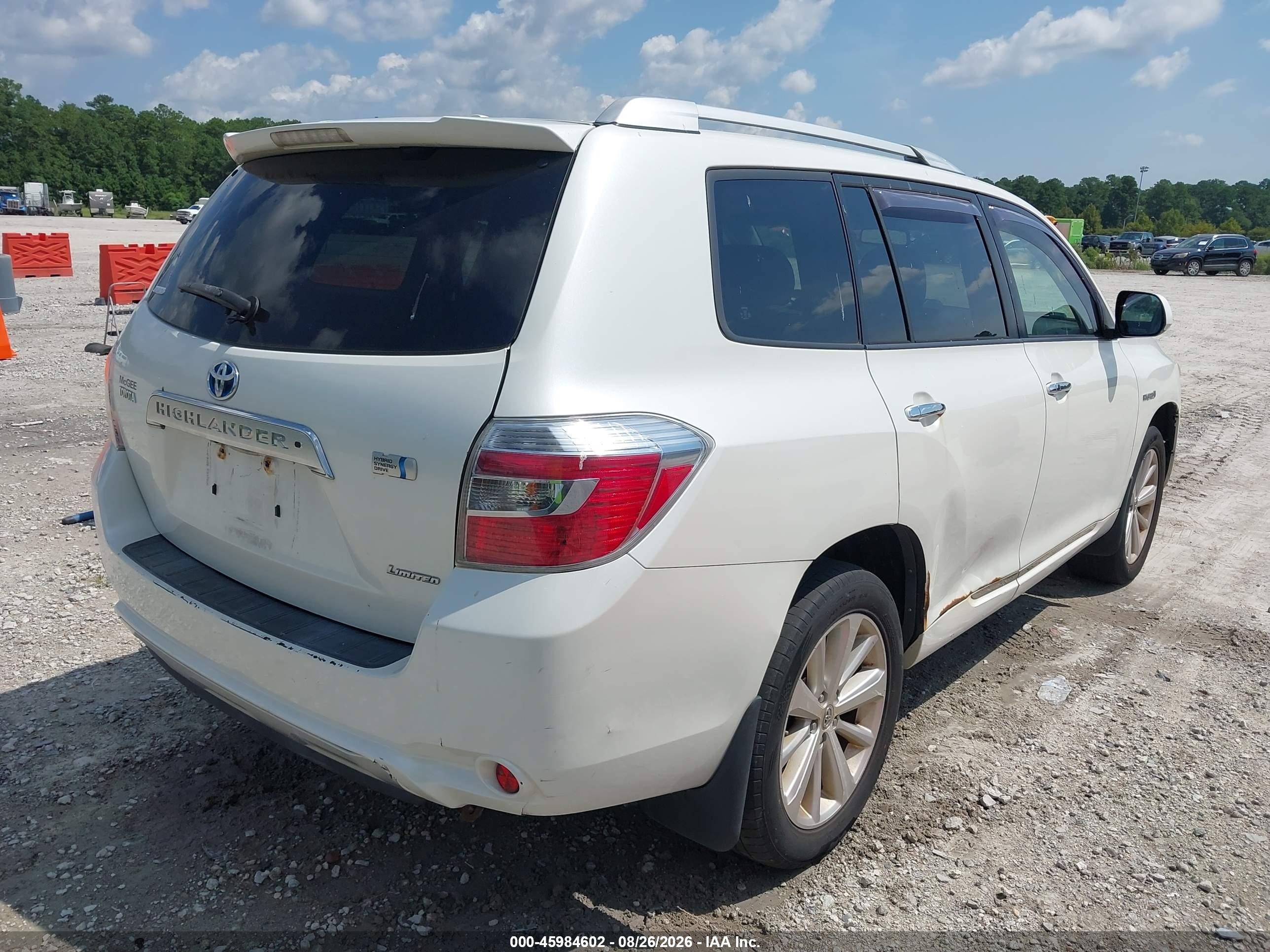 2009 Toyota Highlander Hybrid Limited White vin: JTEEW44AX92031204