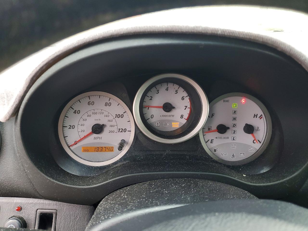 2004 Toyota Rav4 Base Silver vin: JTEGD20V040004531