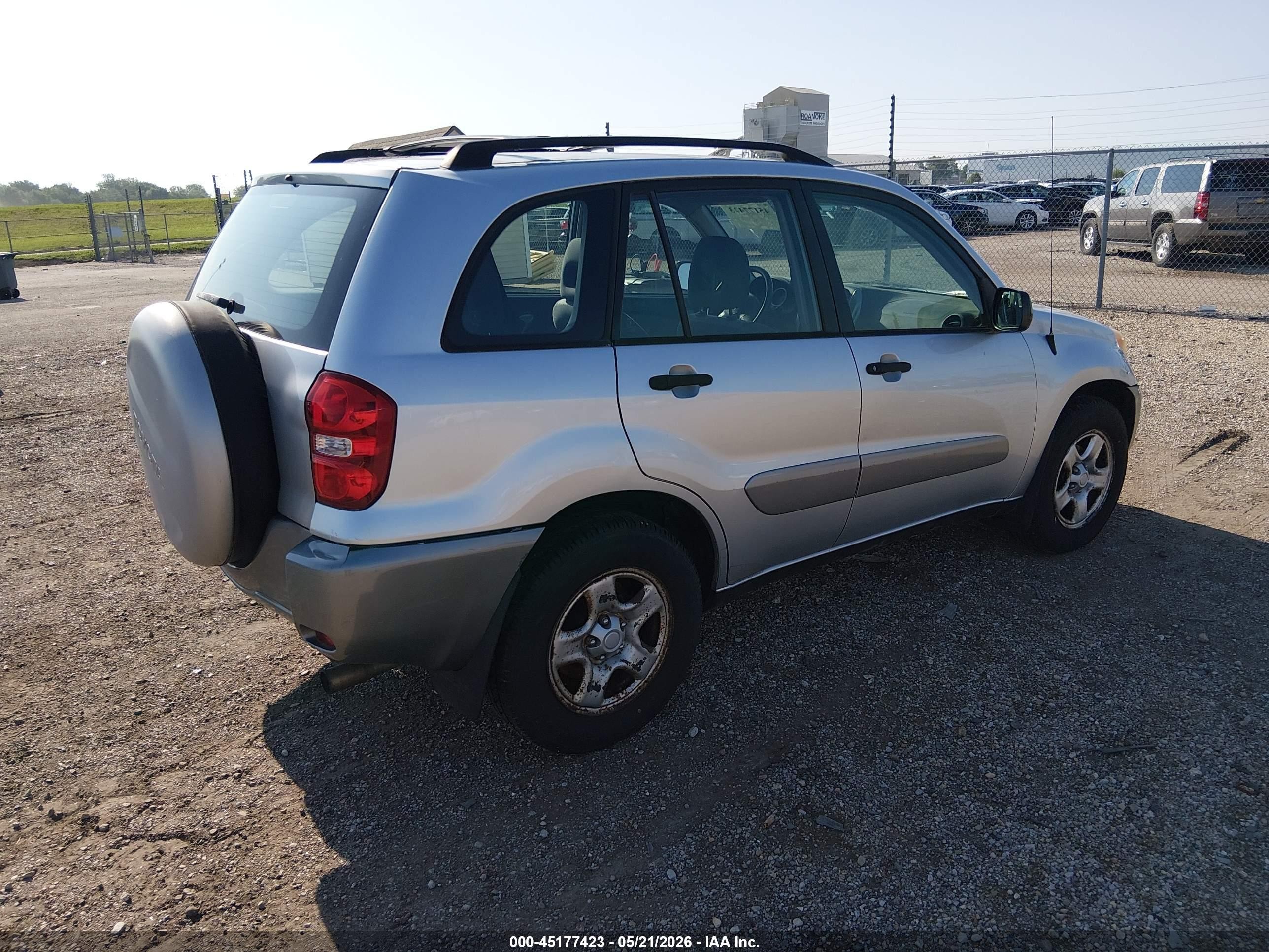 2004 Toyota Rav4   Silver vin: JTEGD20V040020227