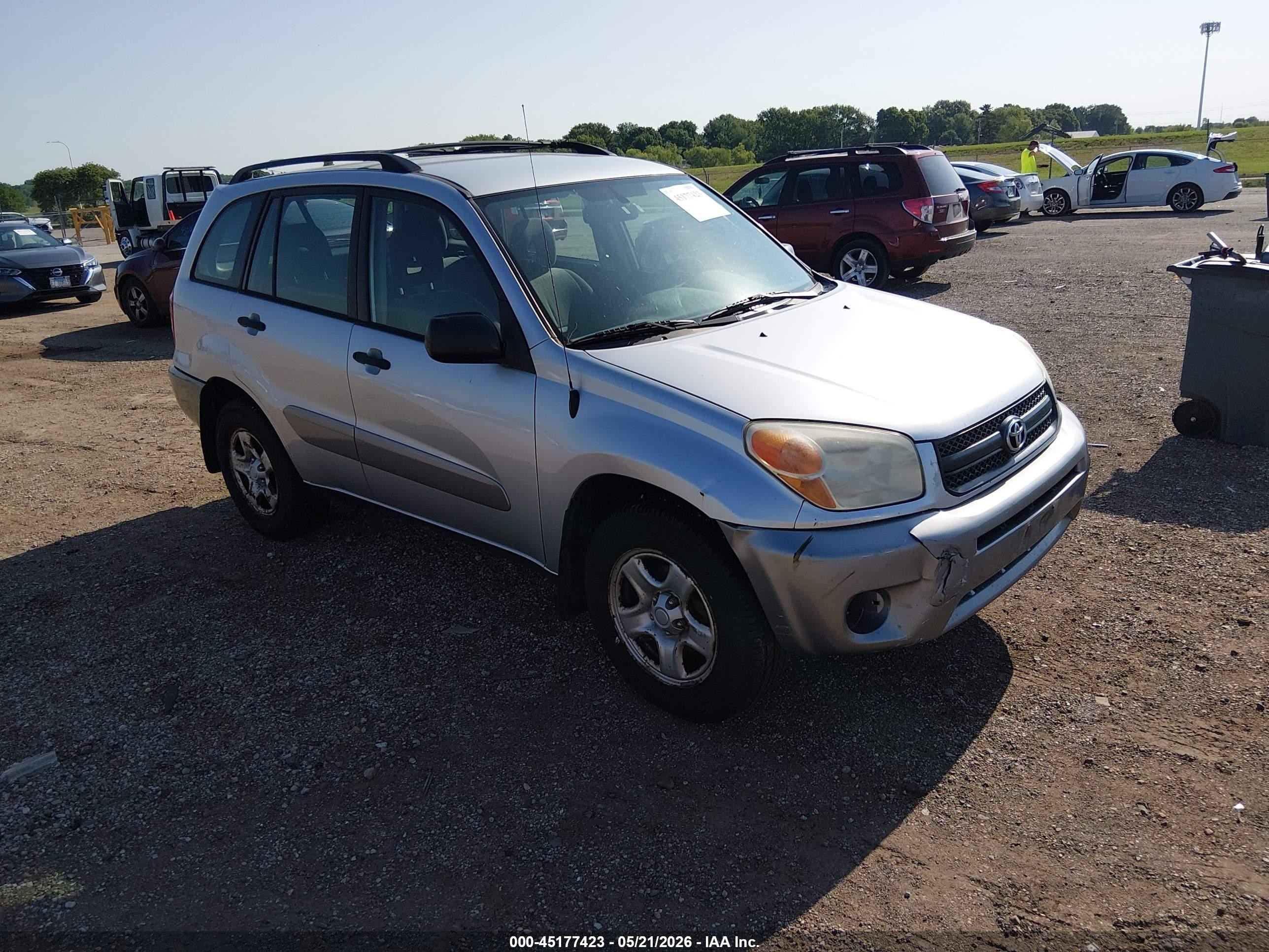 2004 Toyota Rav4   Silver vin: JTEGD20V040020227