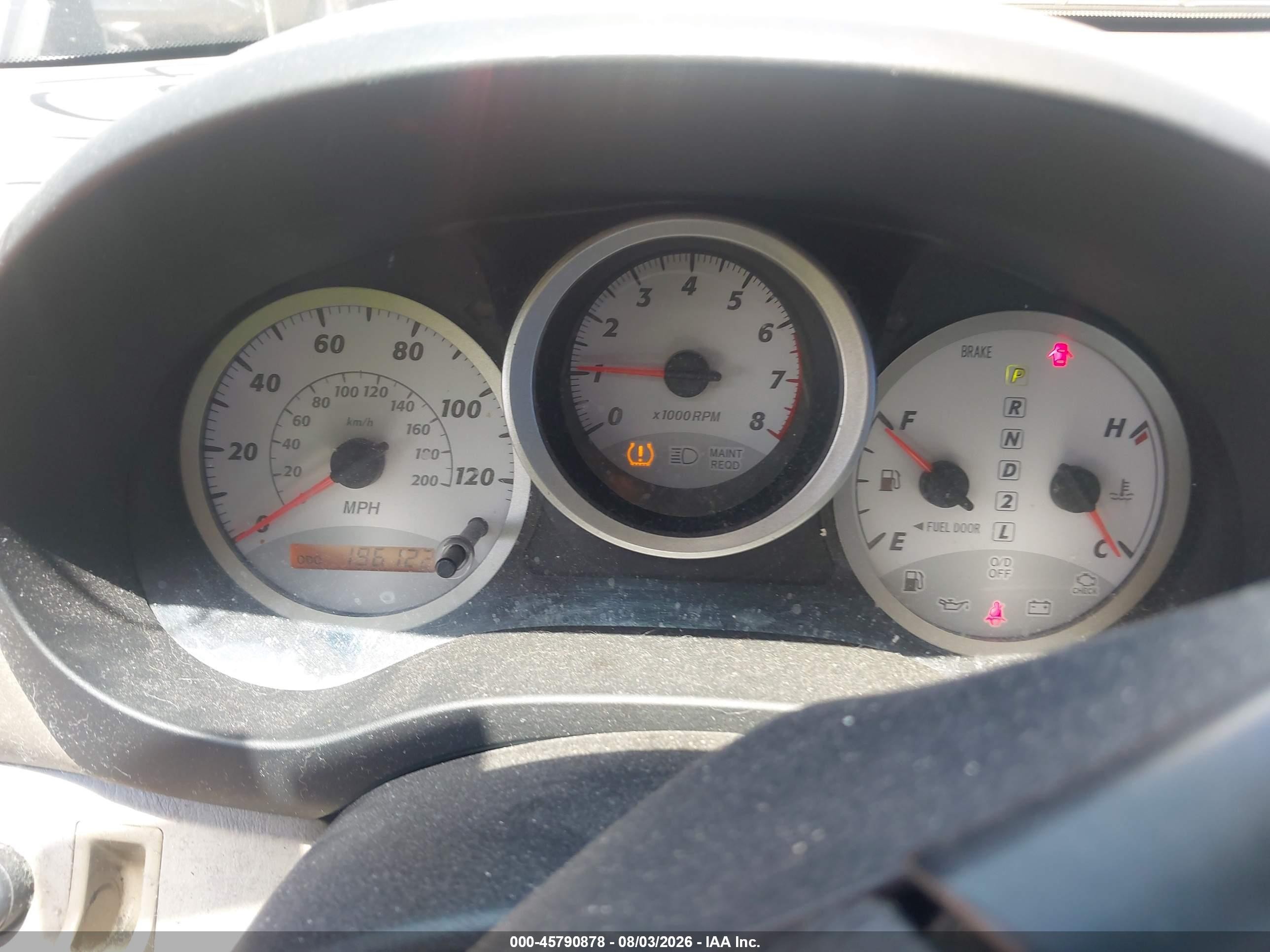 2004 Toyota Rav4 White vin: JTEGD20V040021264